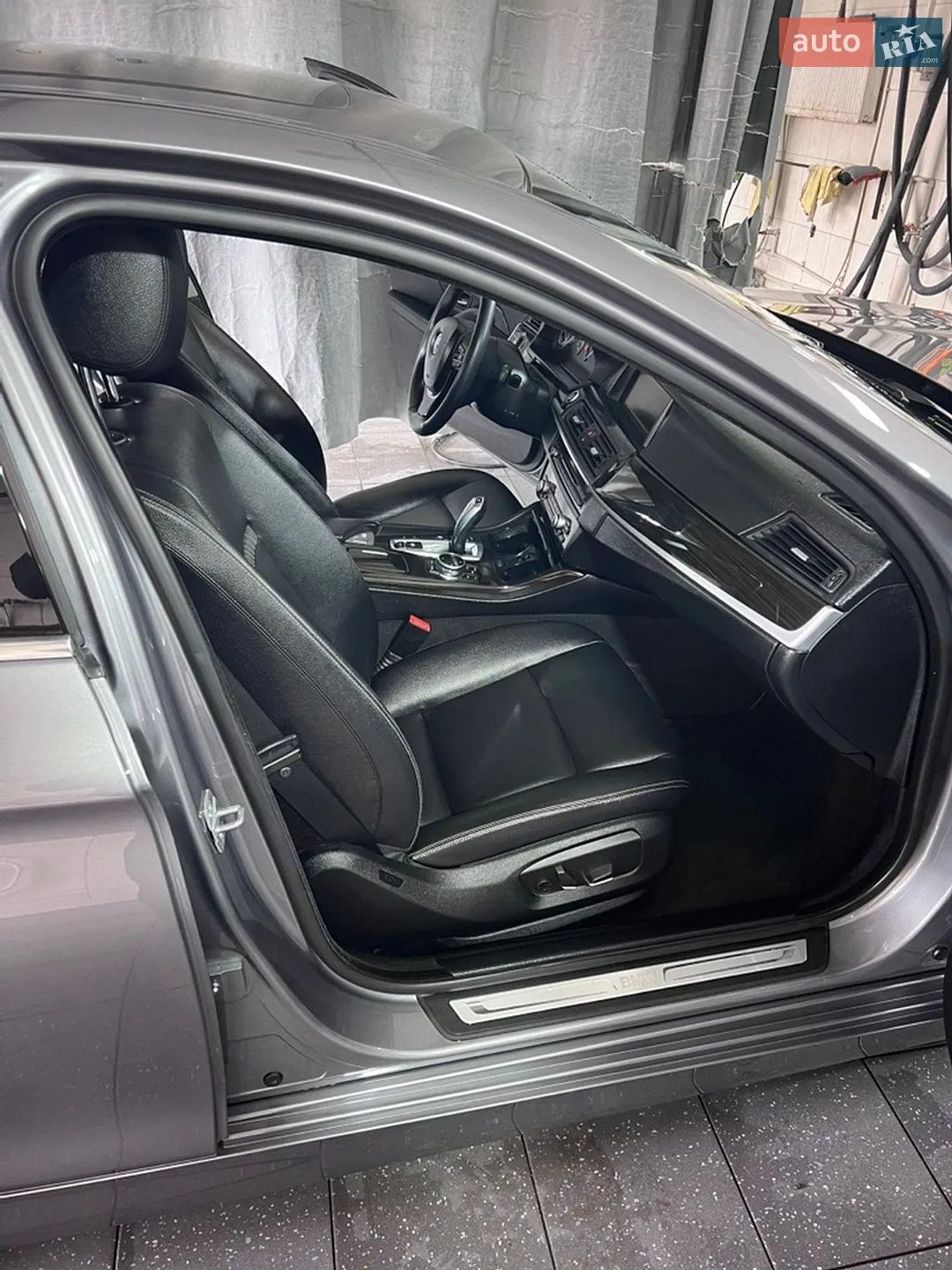 2013 BMW 5er - мініатюра 18