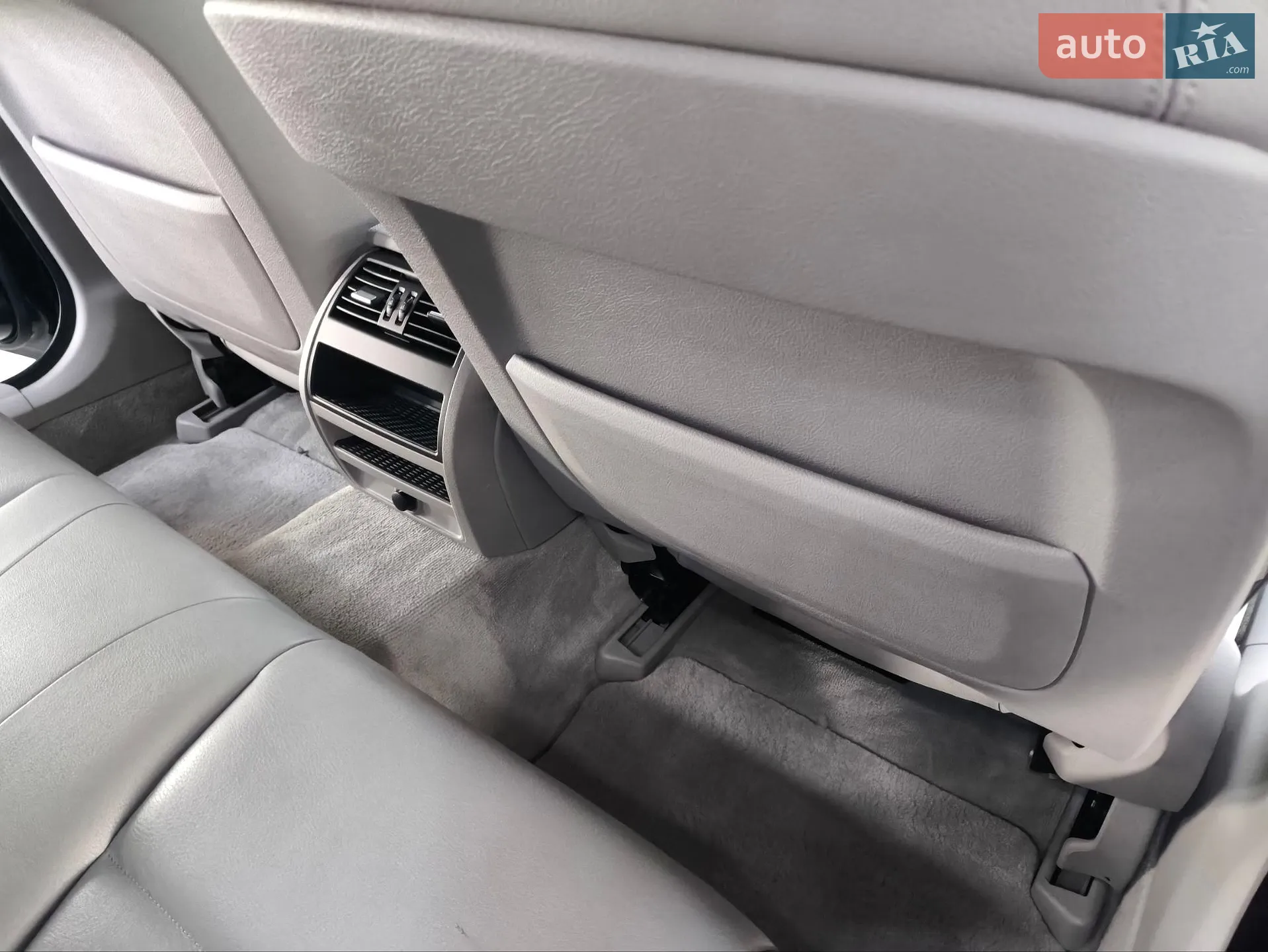 2011 BMW 5er - мініатюра 29
