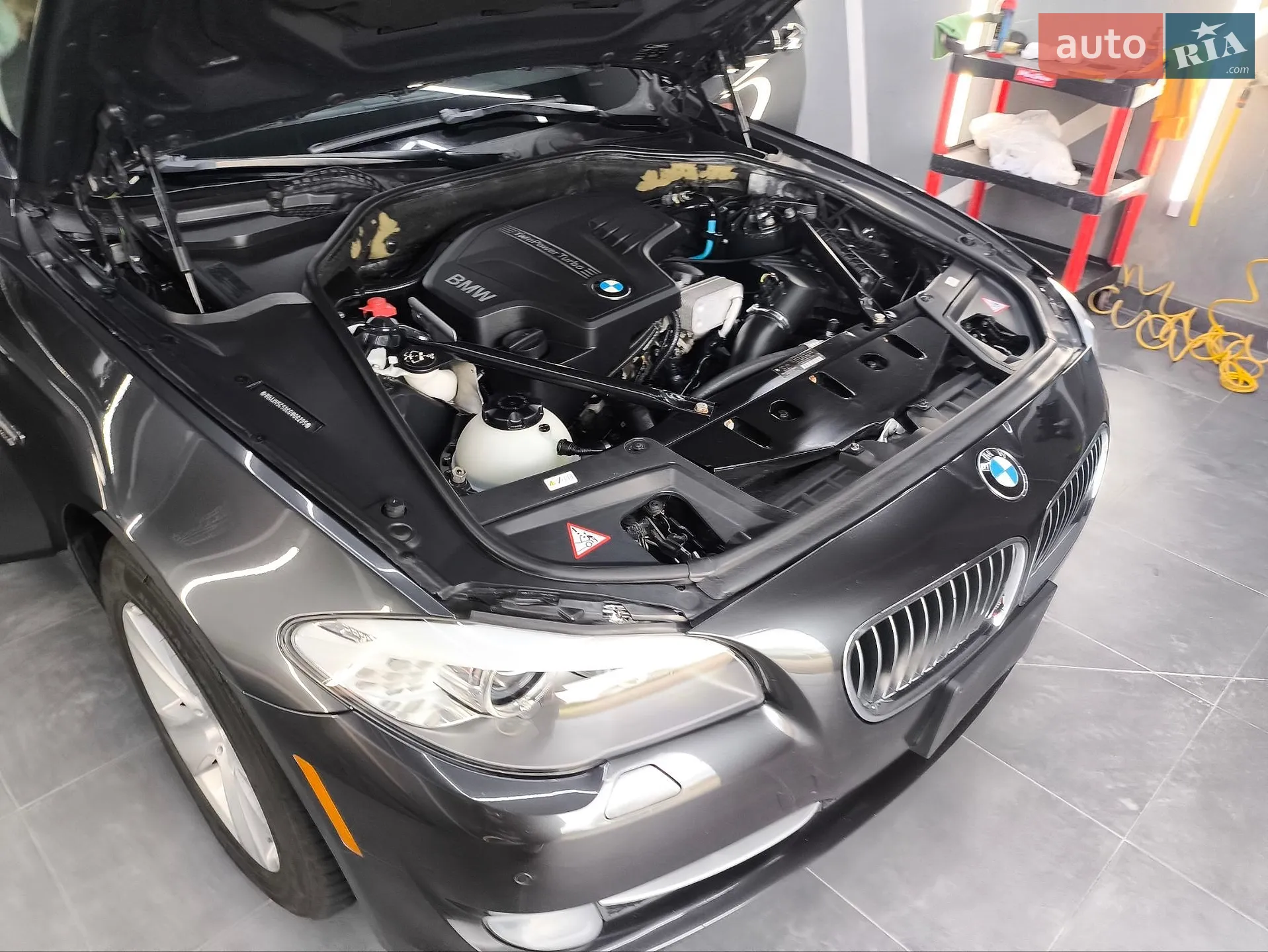 2011 BMW 5er - мініатюра 40