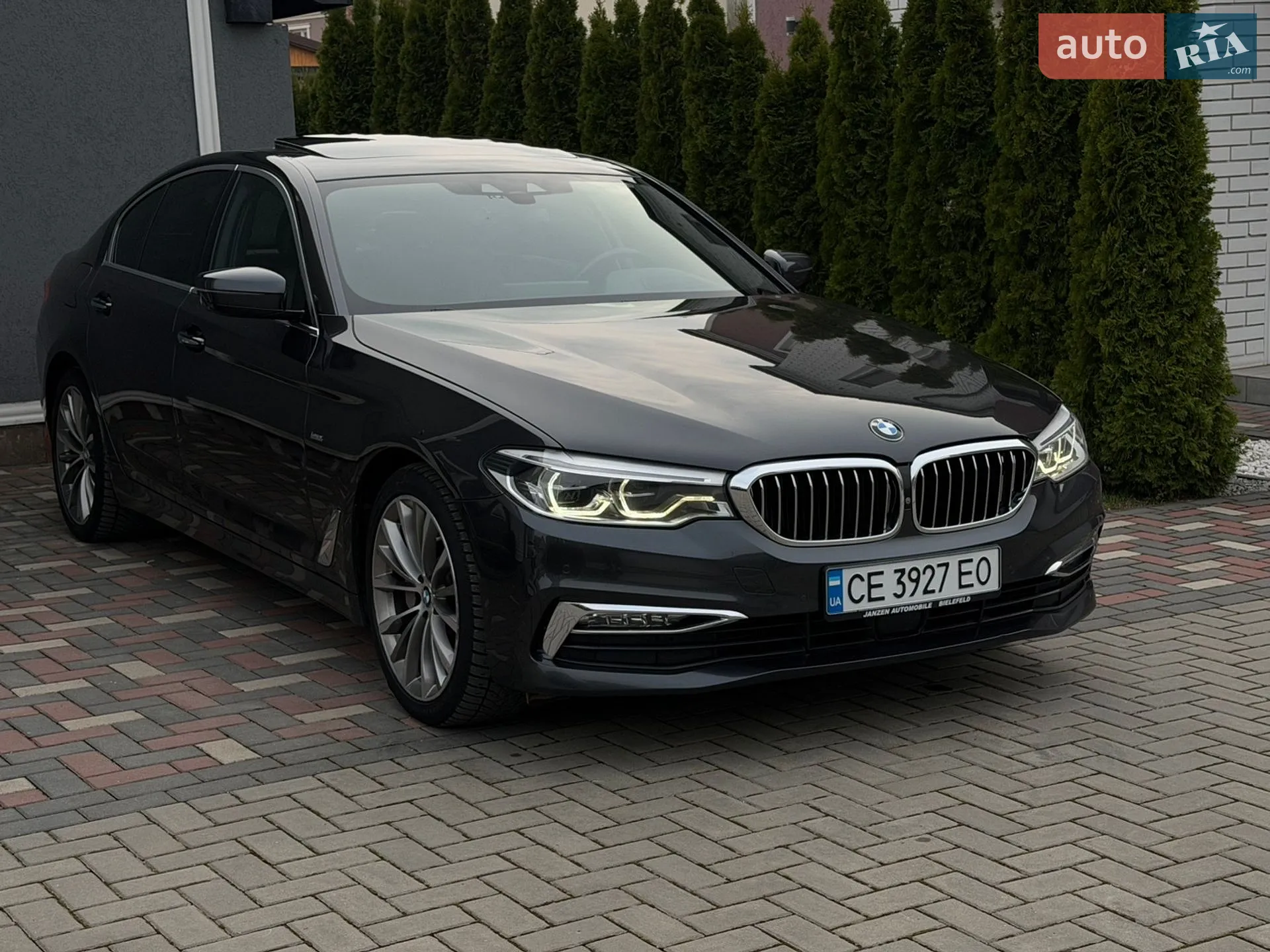 2017 BMW 5er - мініатюра 5