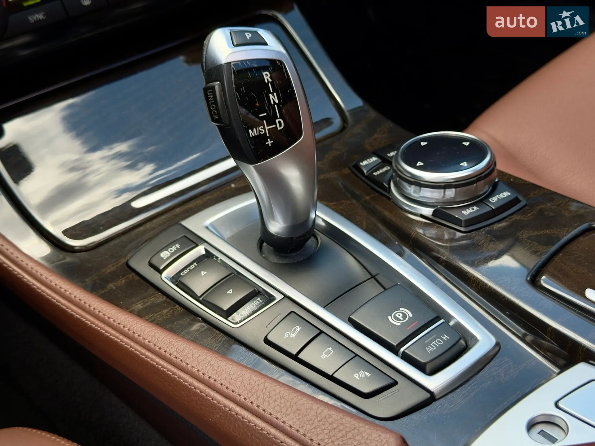 2014 BMW 5er - мініатюра 24