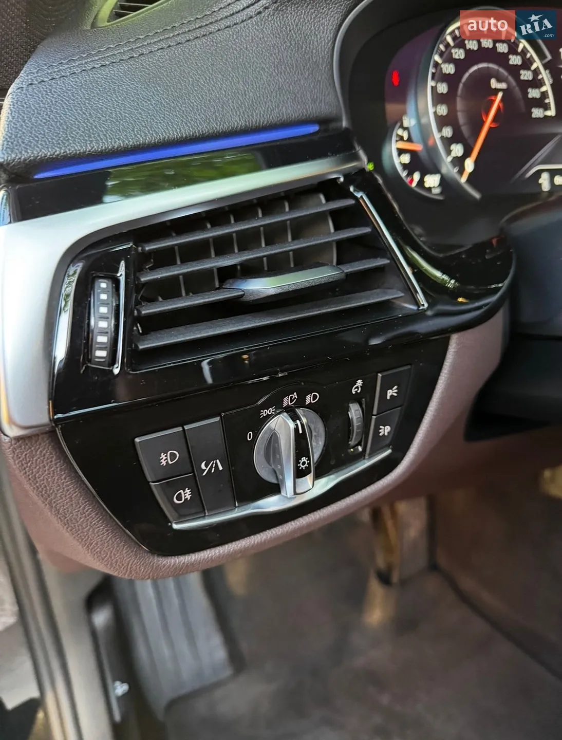 2017 BMW 5er - мініатюра 23