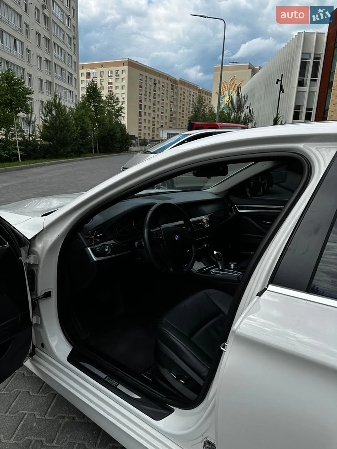 2013 BMW 5er - мініатюра 11
