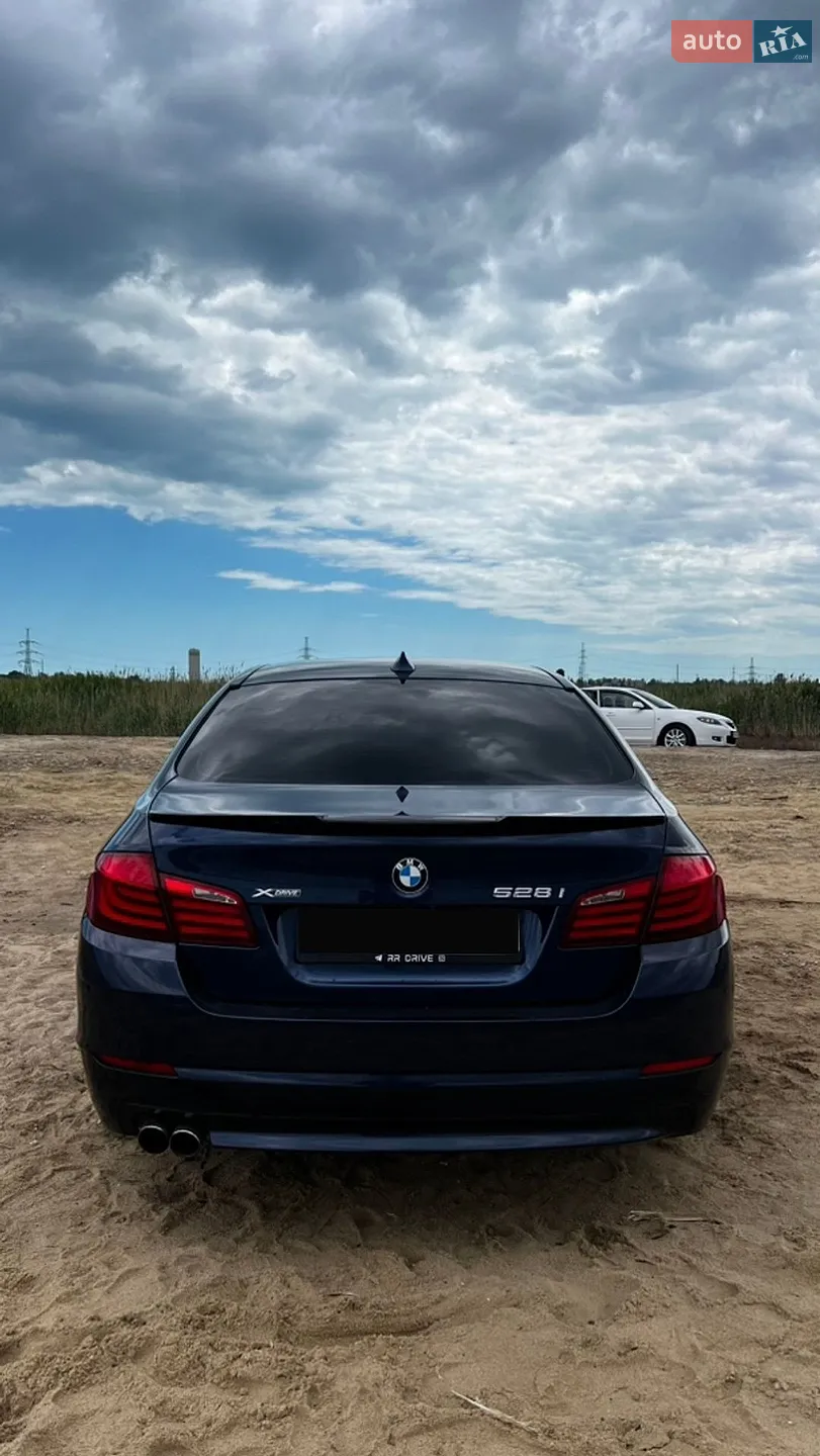 2013 BMW 5er - мініатюра 2