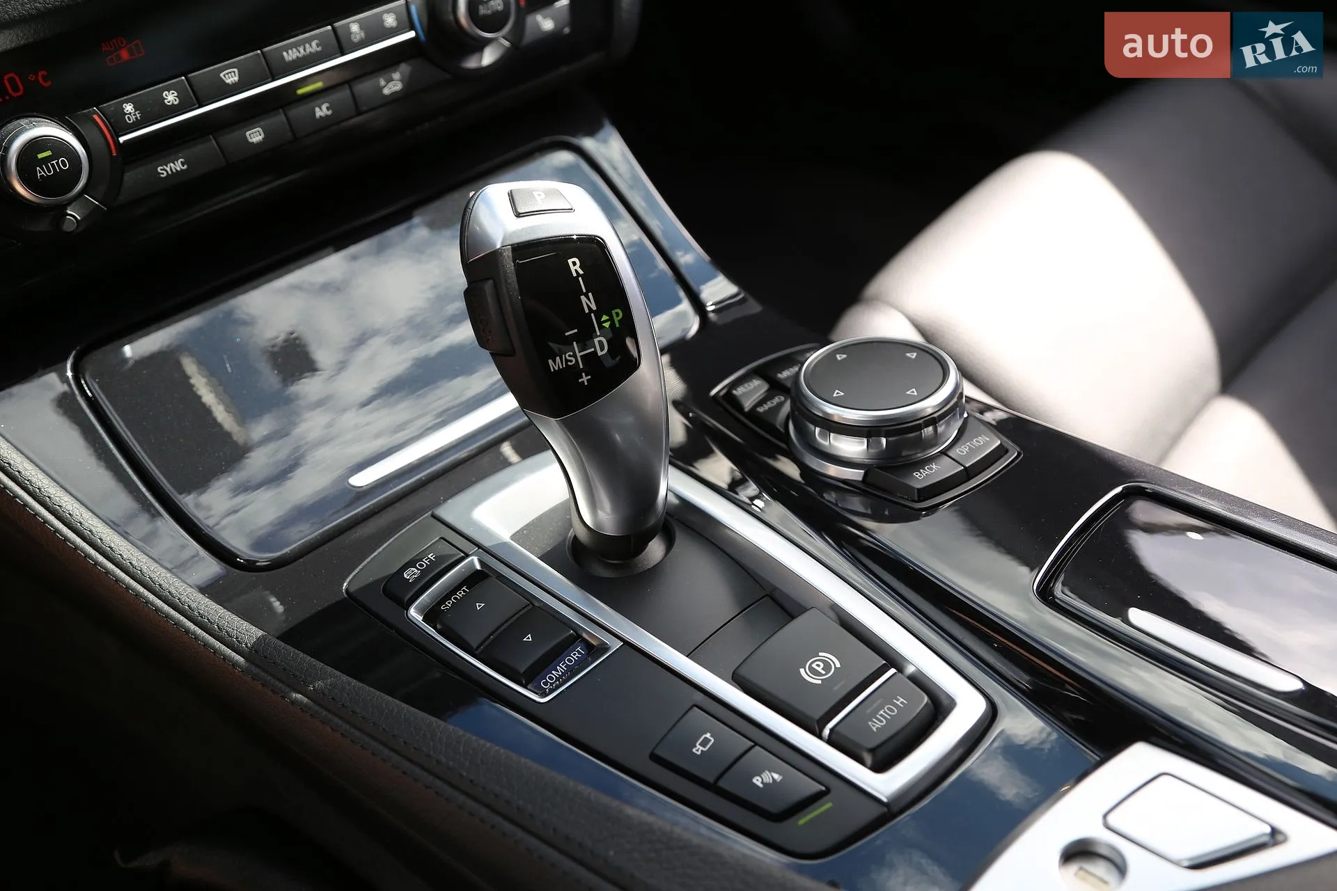 2016 BMW 5er - мініатюра 25