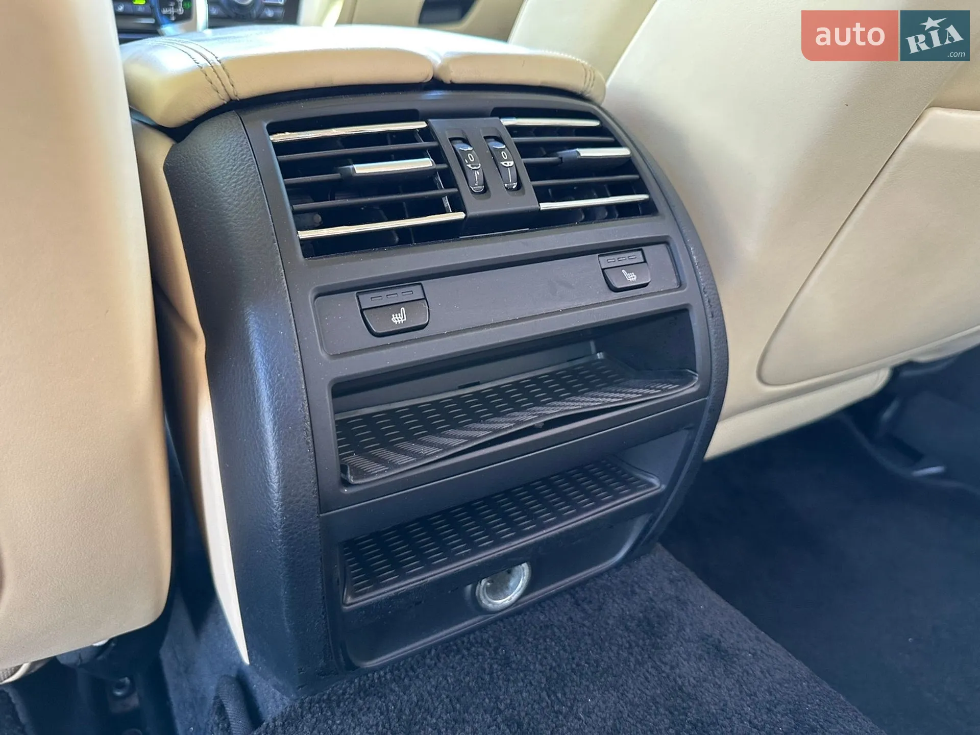 2011 BMW 5er - мініатюра 18