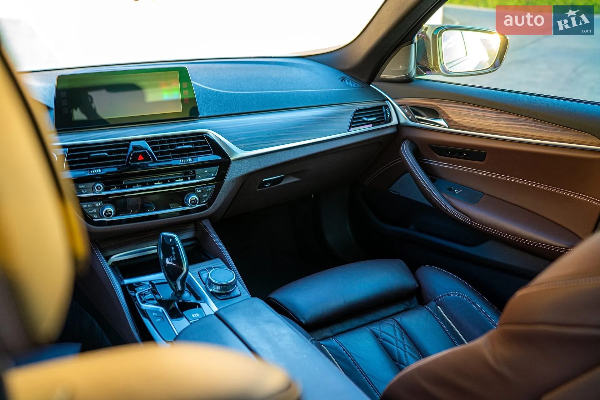 2017 BMW 5er - мініатюра 2