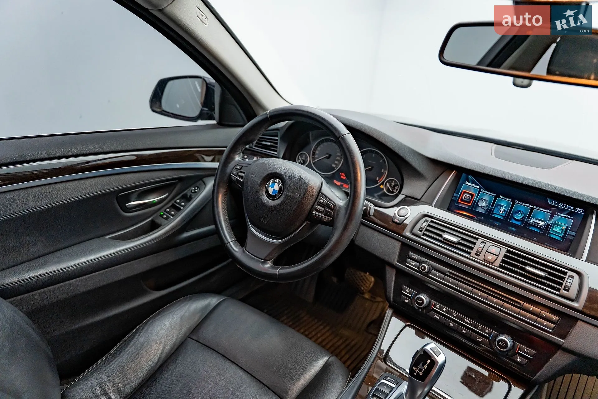 2013 BMW 5er - мініатюра 13