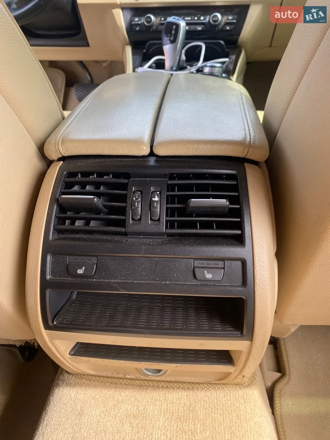2010 BMW 5er - мініатюра 23
