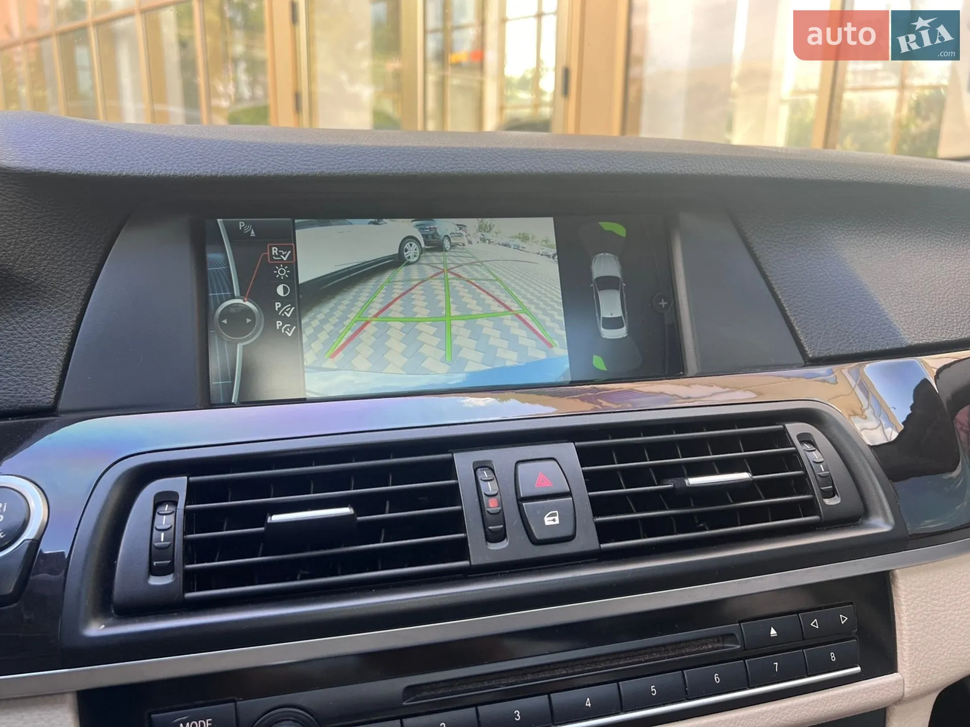 2012 BMW 5er - мініатюра 18
