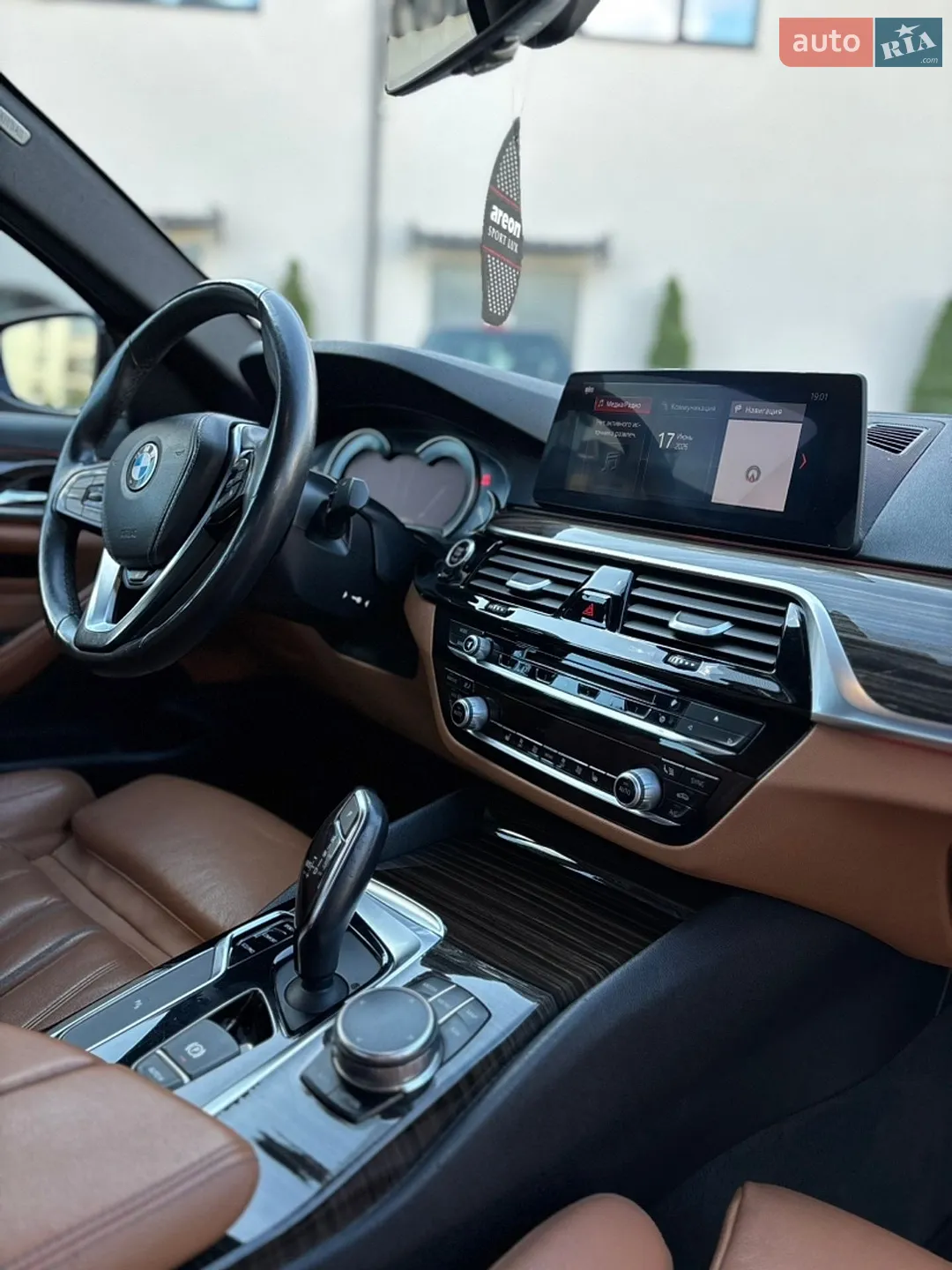 2017 BMW 5er - мініатюра 12