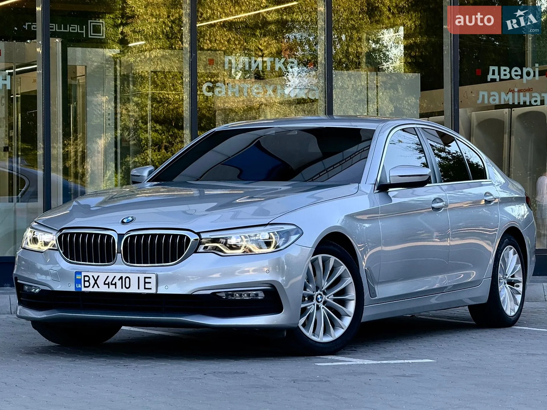 2017 BMW 5er - мініатюра 2
