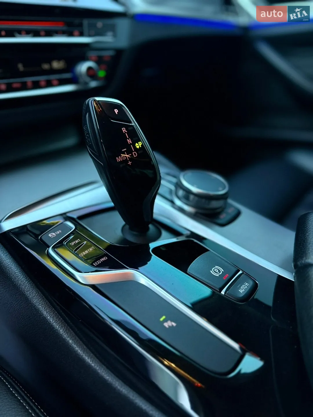 2017 BMW 5er - мініатюра 33