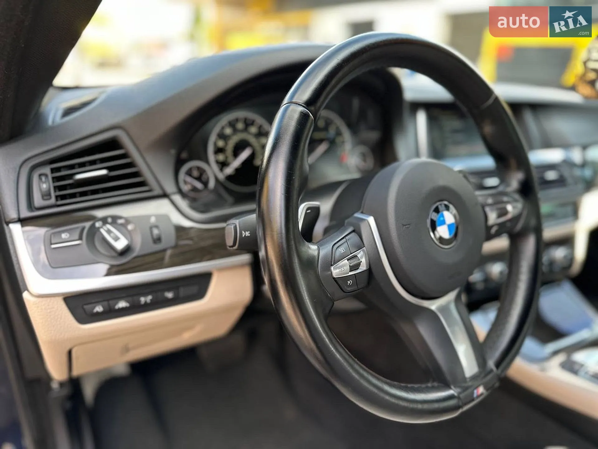 2013 BMW 5er - мініатюра 11