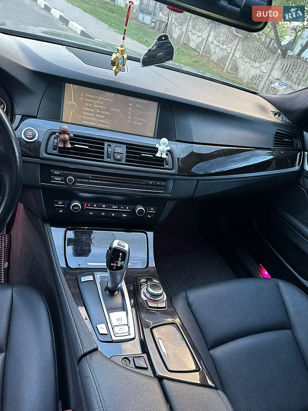2010 BMW 5er - мініатюра 18