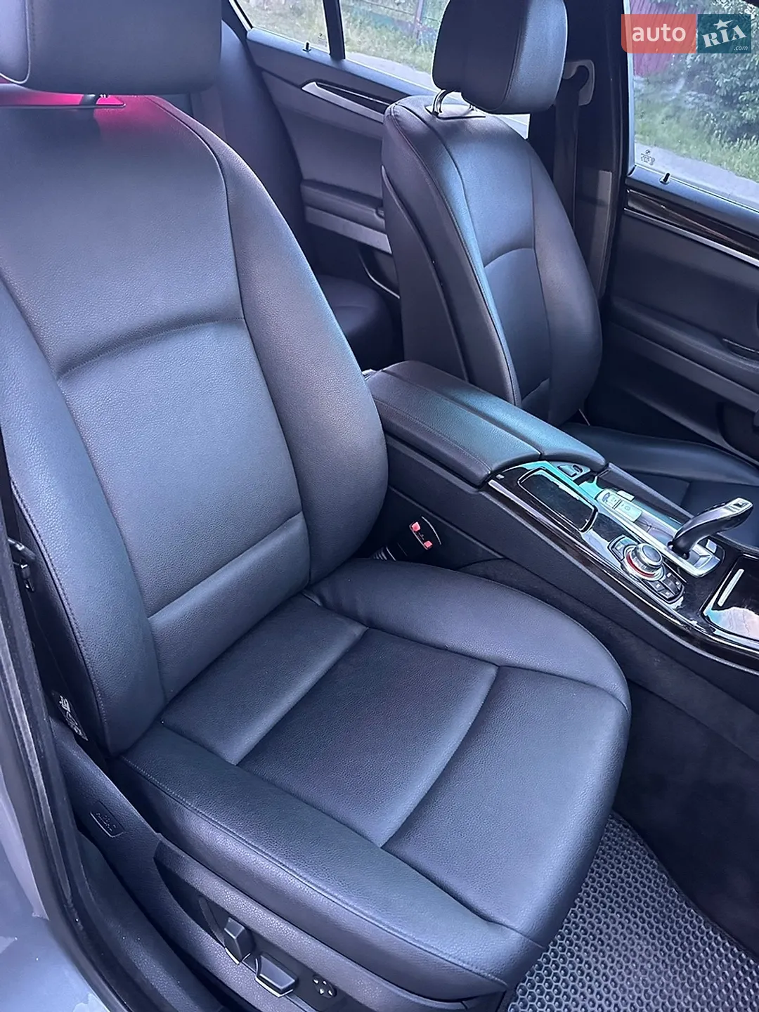 2010 BMW 5er - мініатюра 32