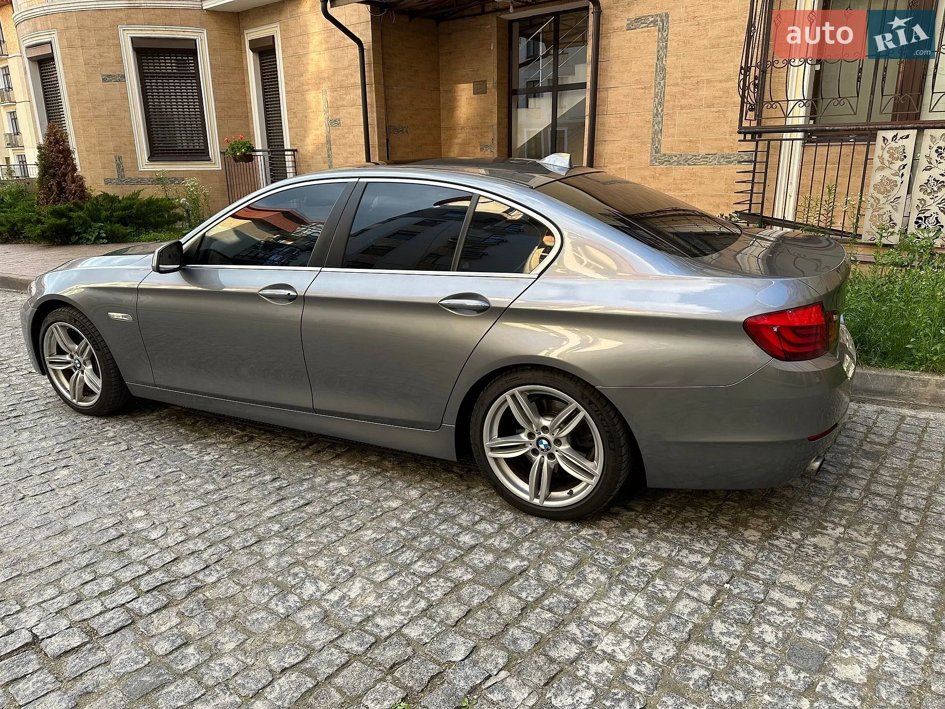 2012 BMW 5er - мініатюра 4