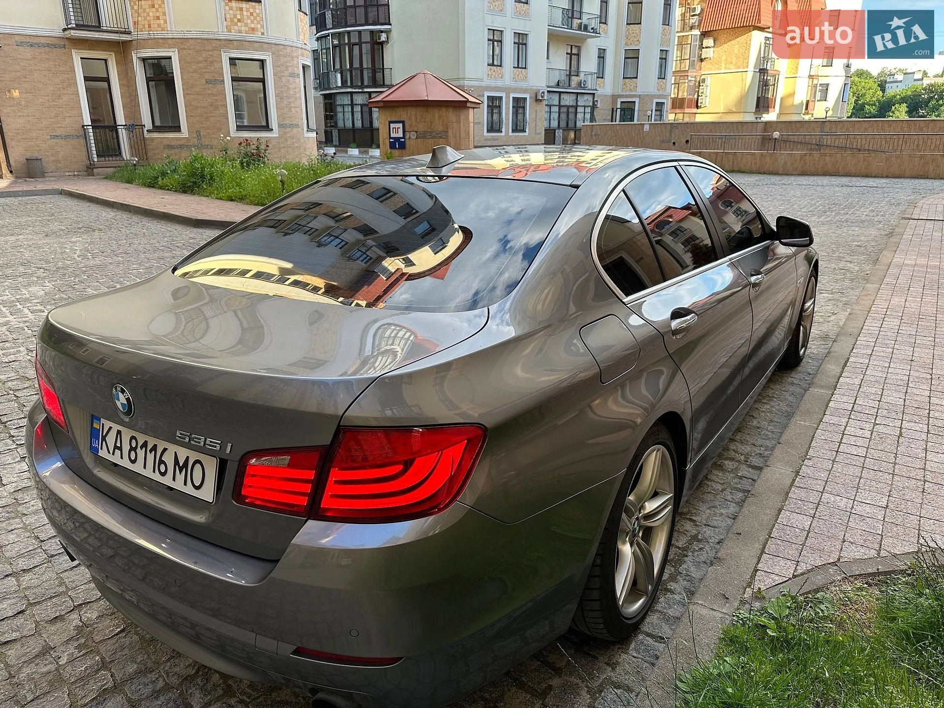 2012 BMW 5er - мініатюра 9