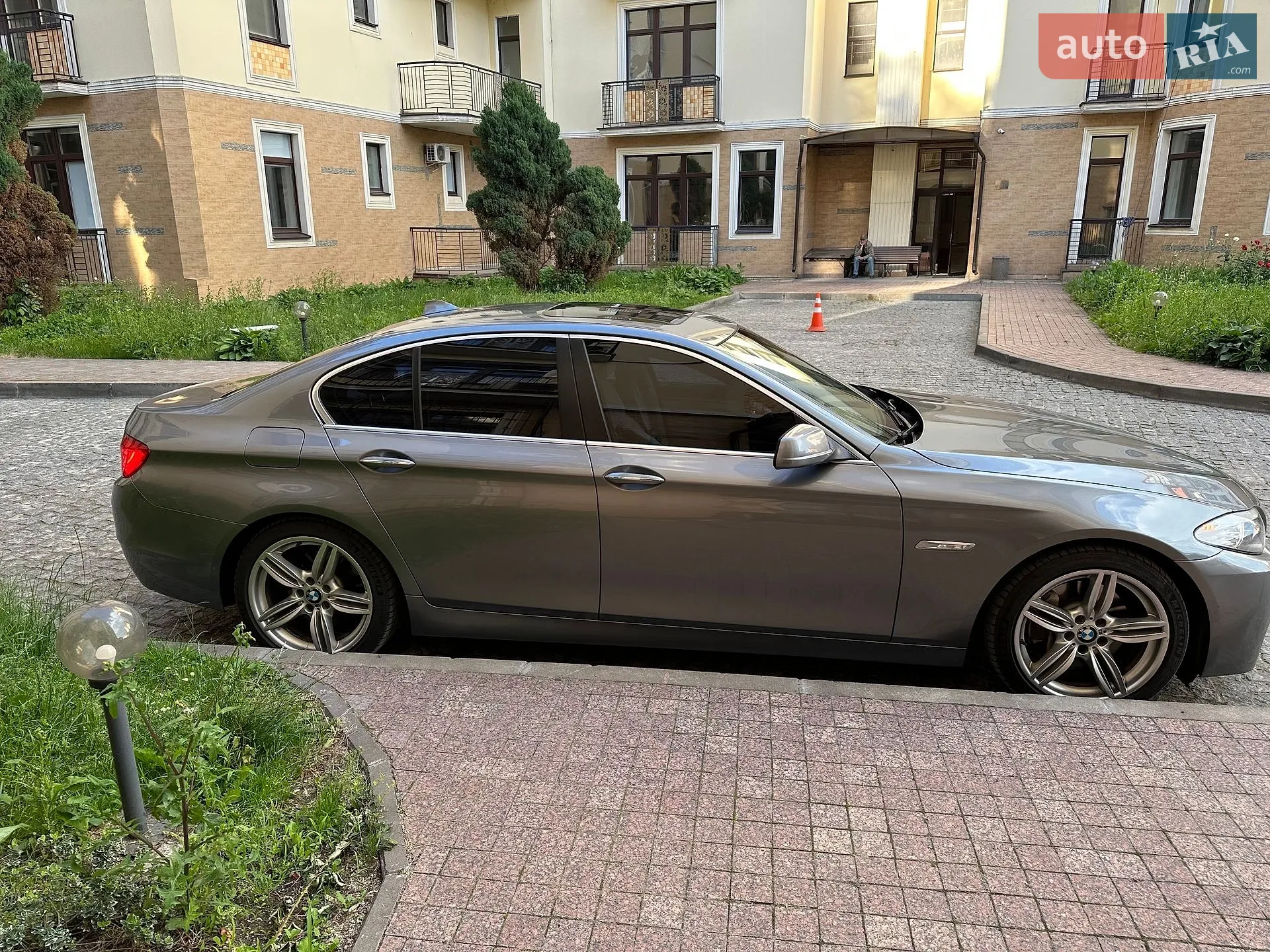 2012 BMW 5er - мініатюра 13