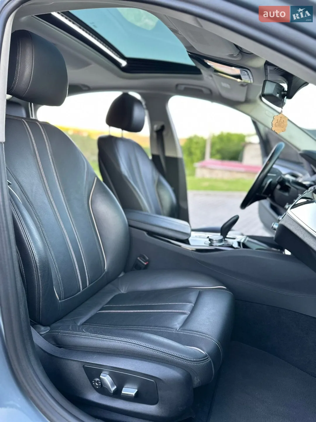 2017 BMW 5er - мініатюра 30