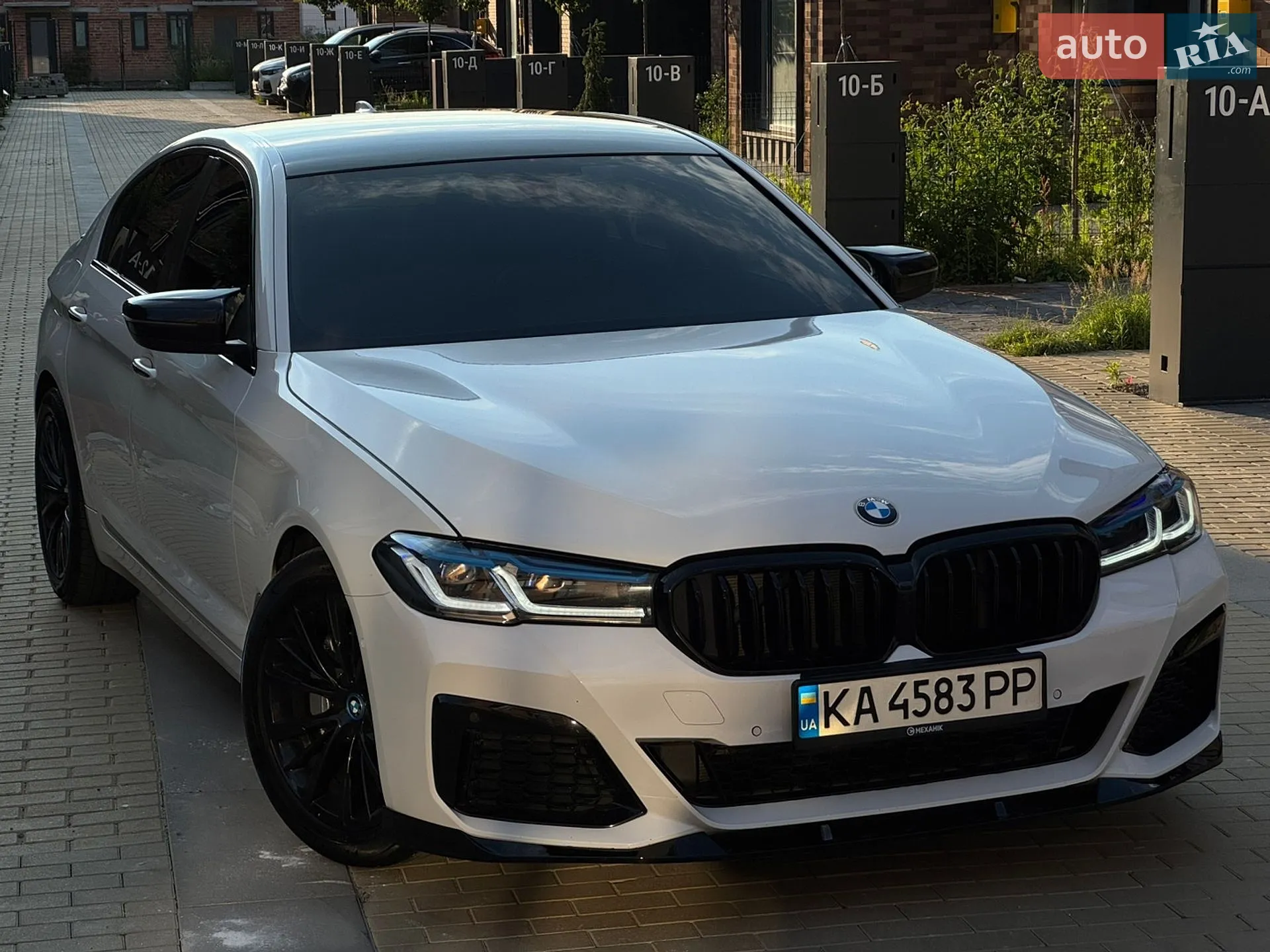2017 BMW 5er - мініатюра 5