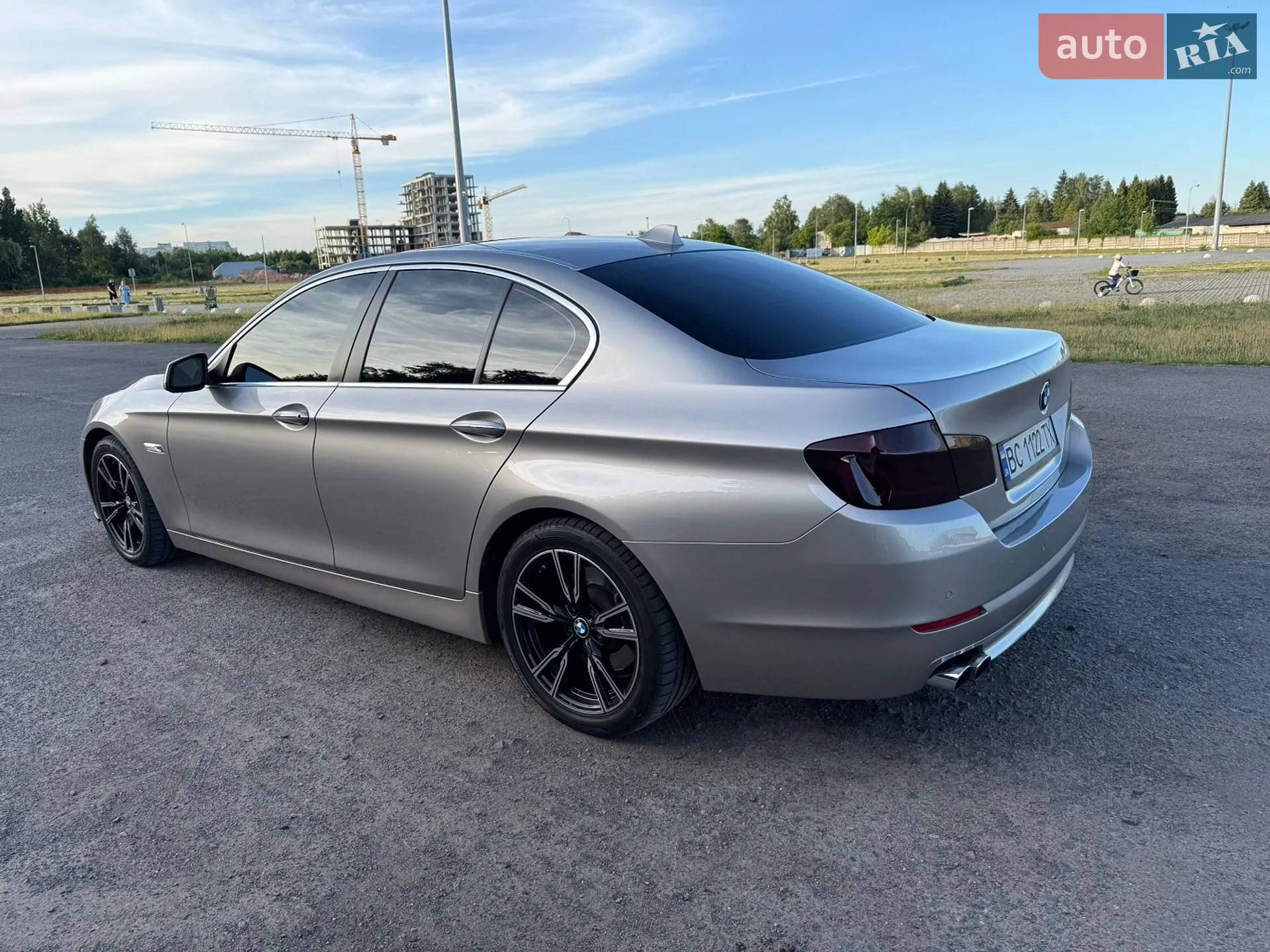 2012 BMW 5er - мініатюра 2