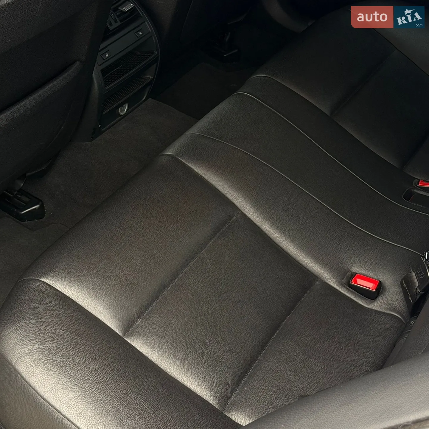 2012 BMW 5er - мініатюра 26