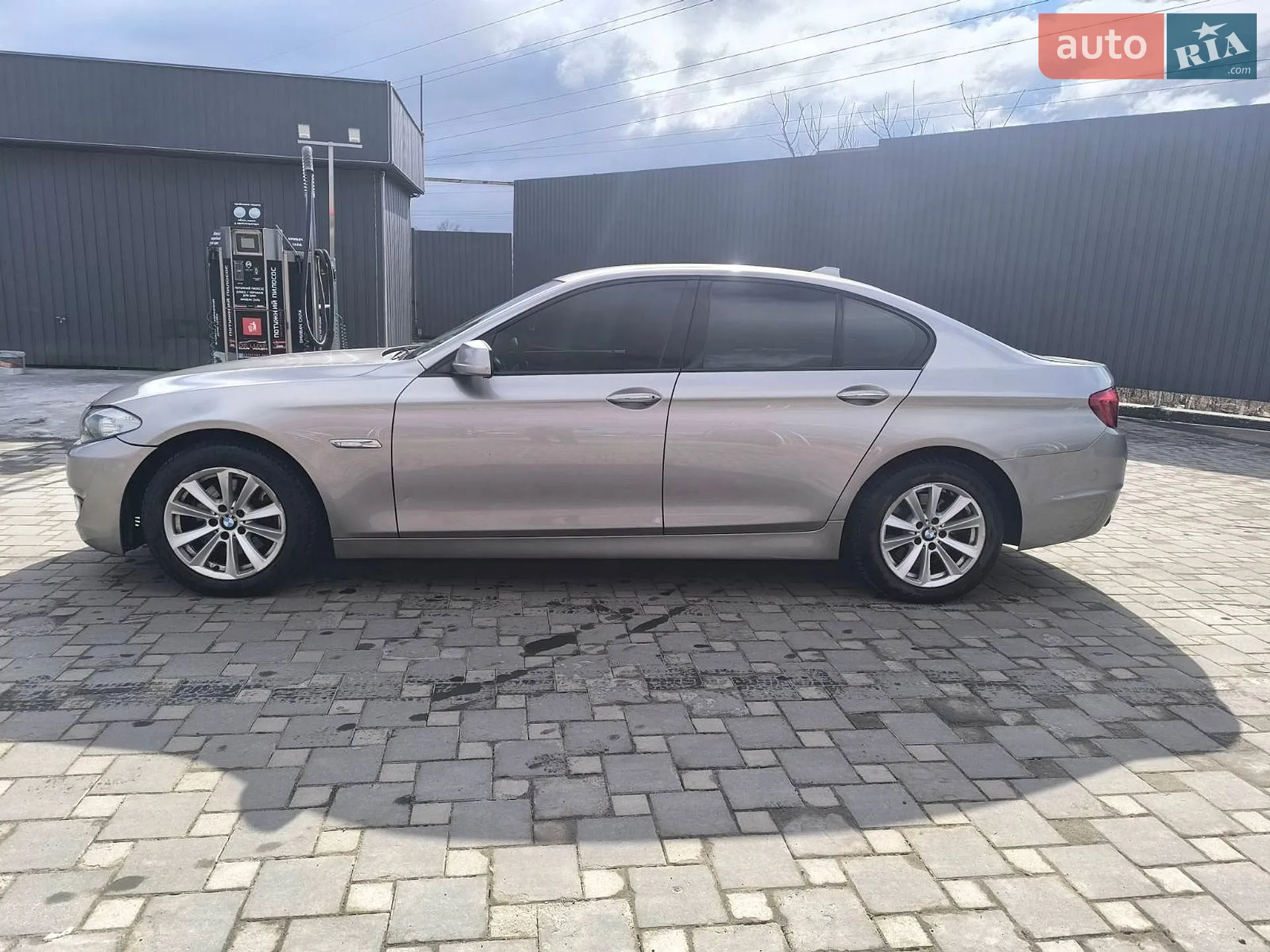 2011 BMW 5er - мініатюра 7