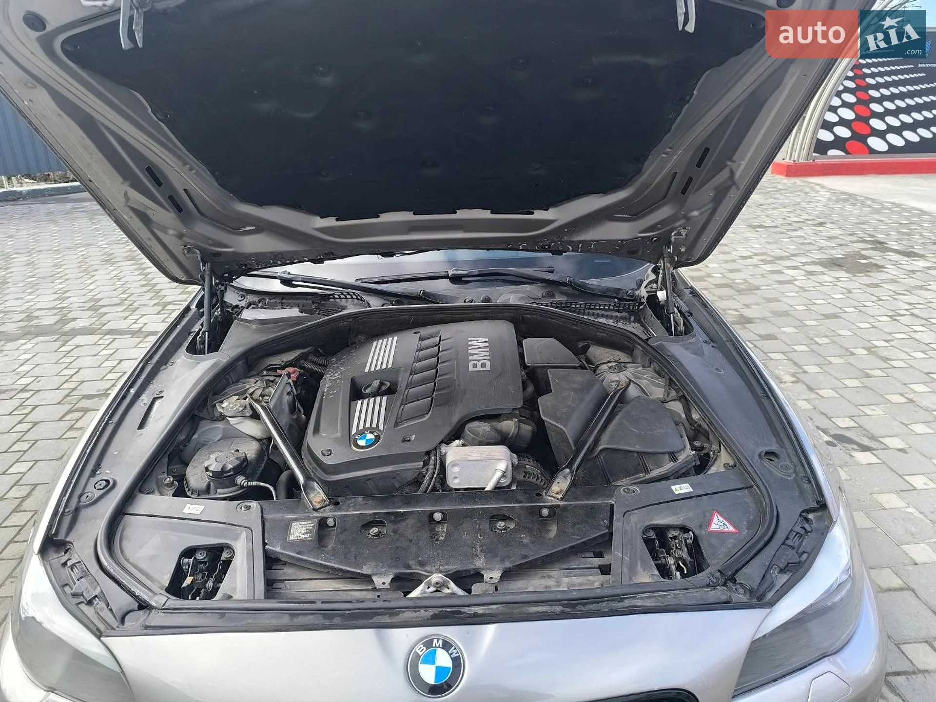 2011 BMW 5er - мініатюра 18