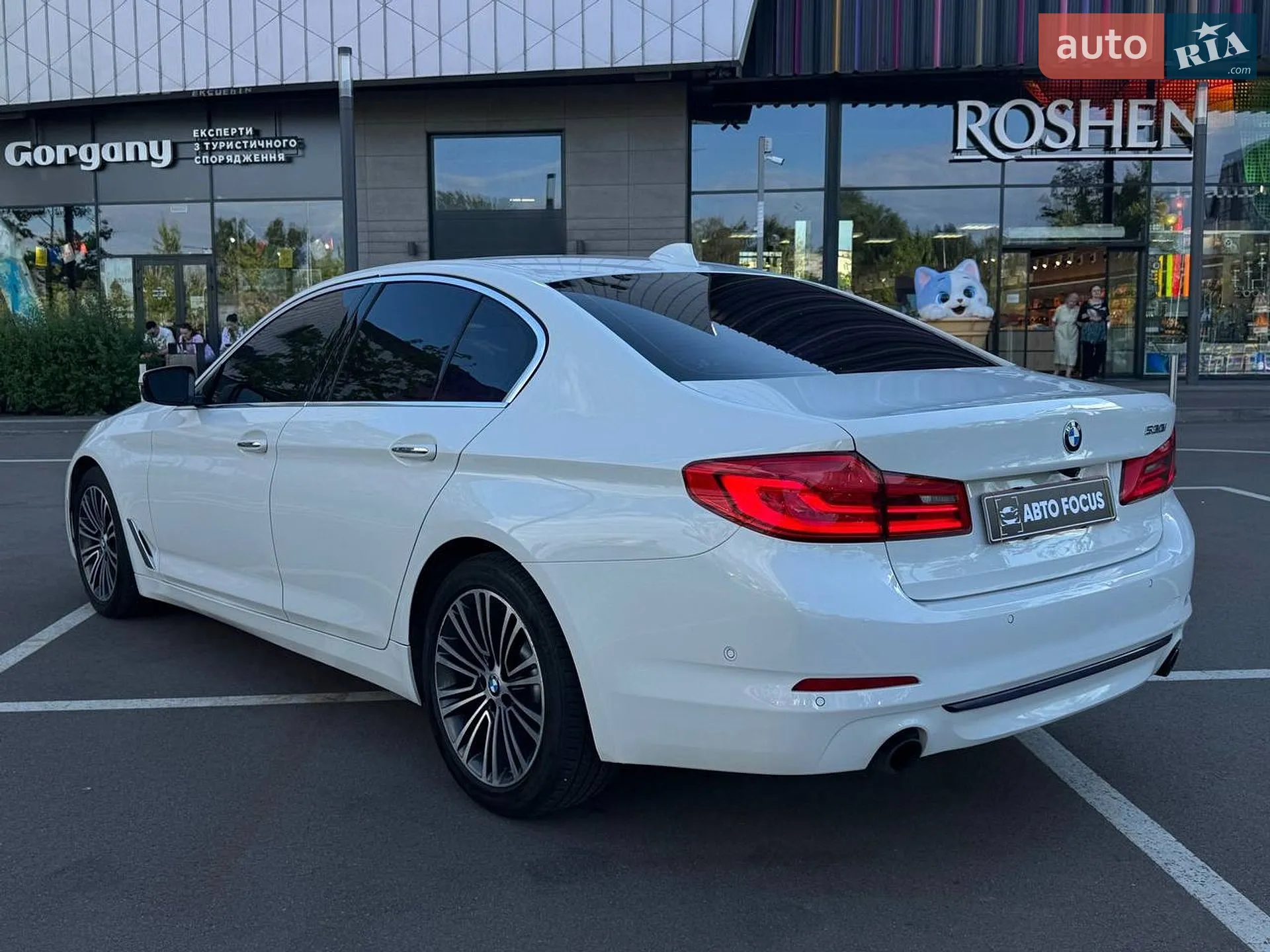 2017 BMW 5er - мініатюра 5