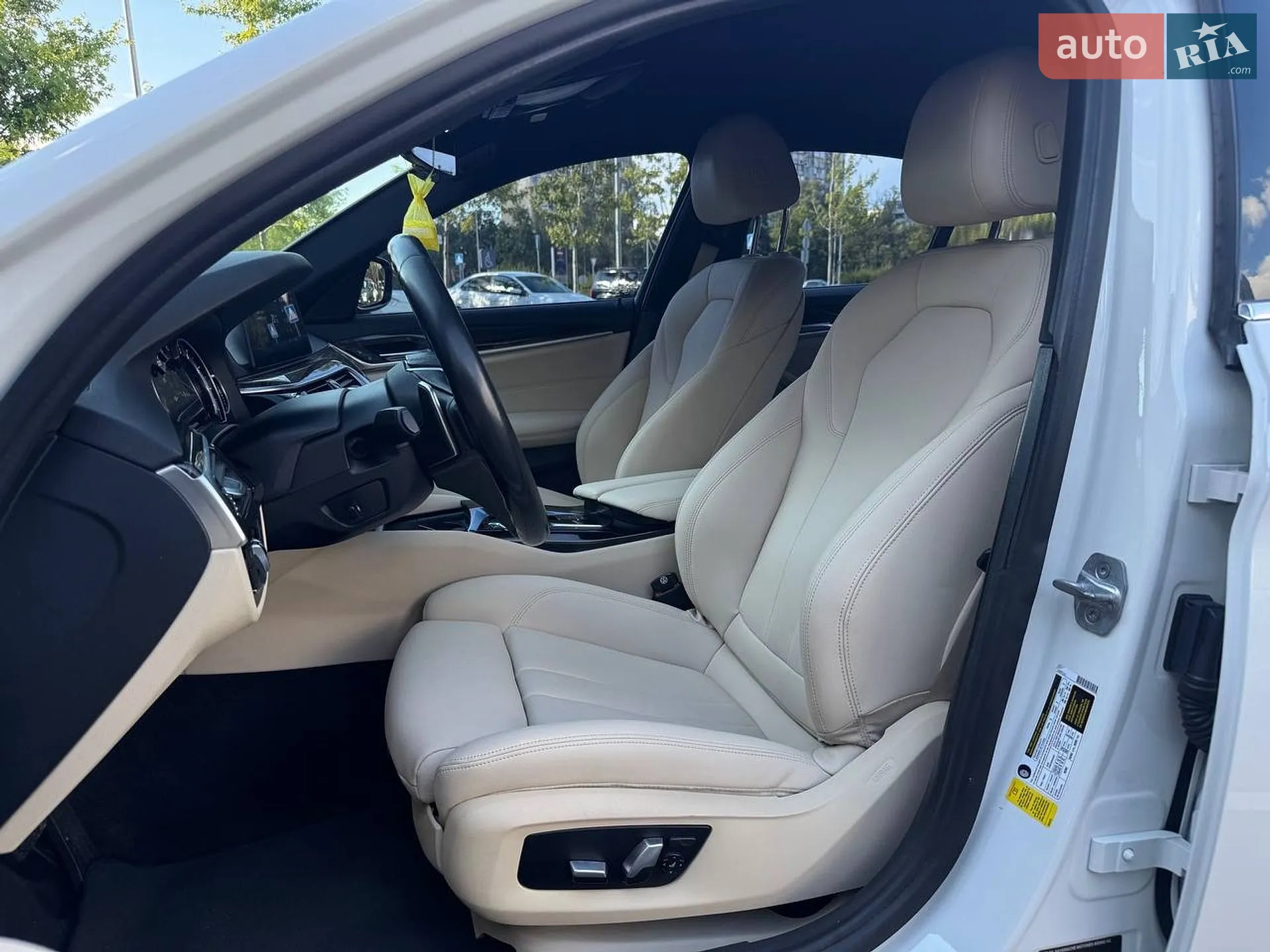 2017 BMW 5er - мініатюра 8