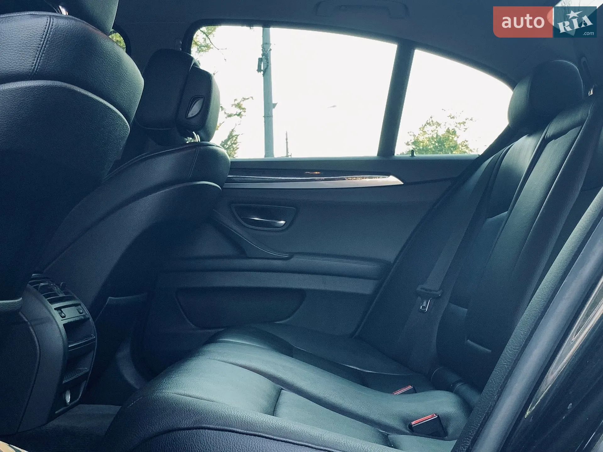 2012 BMW 5er - мініатюра 24