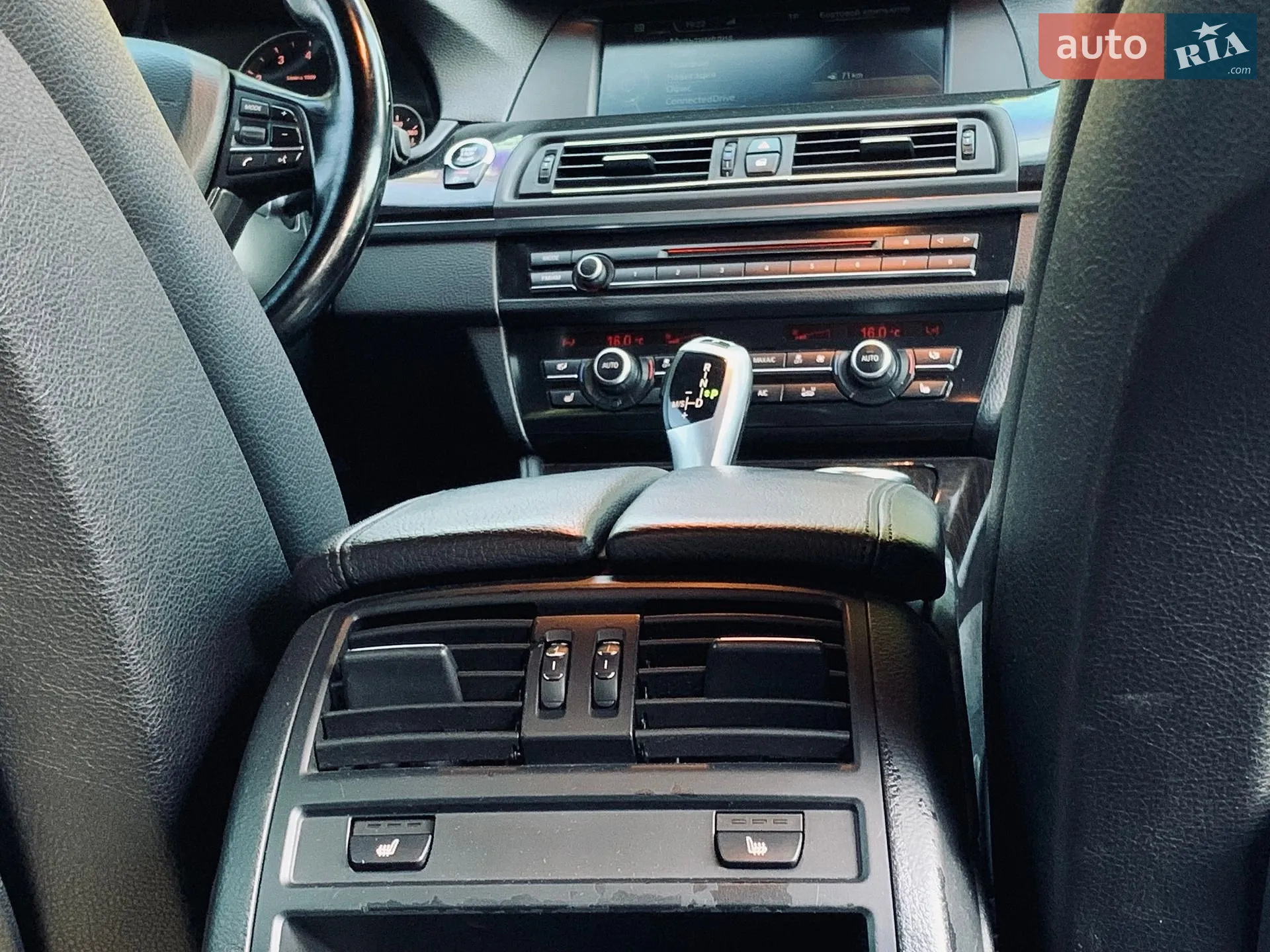 2012 BMW 5er - мініатюра 27