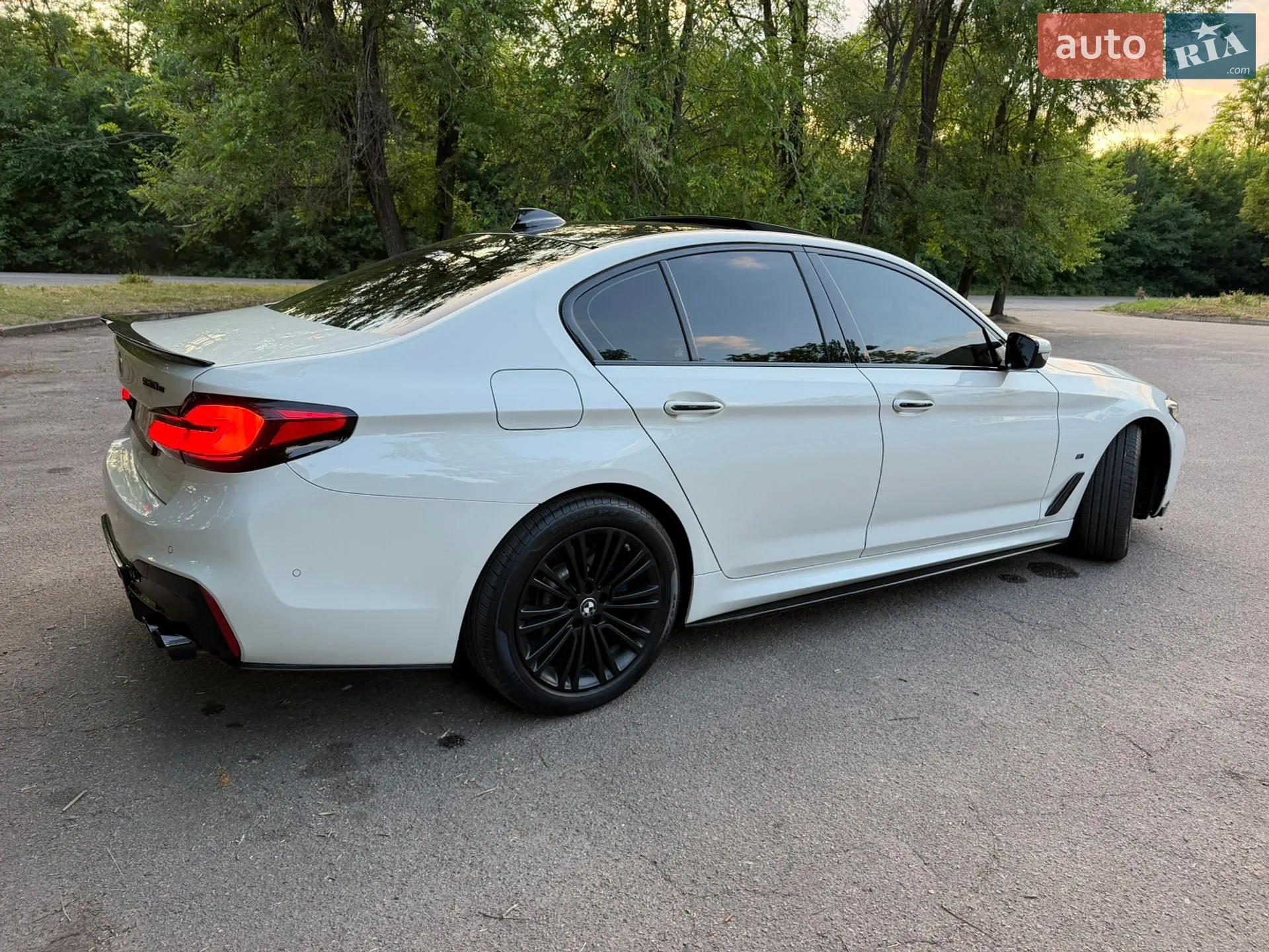 2017 BMW 5er - мініатюра 14