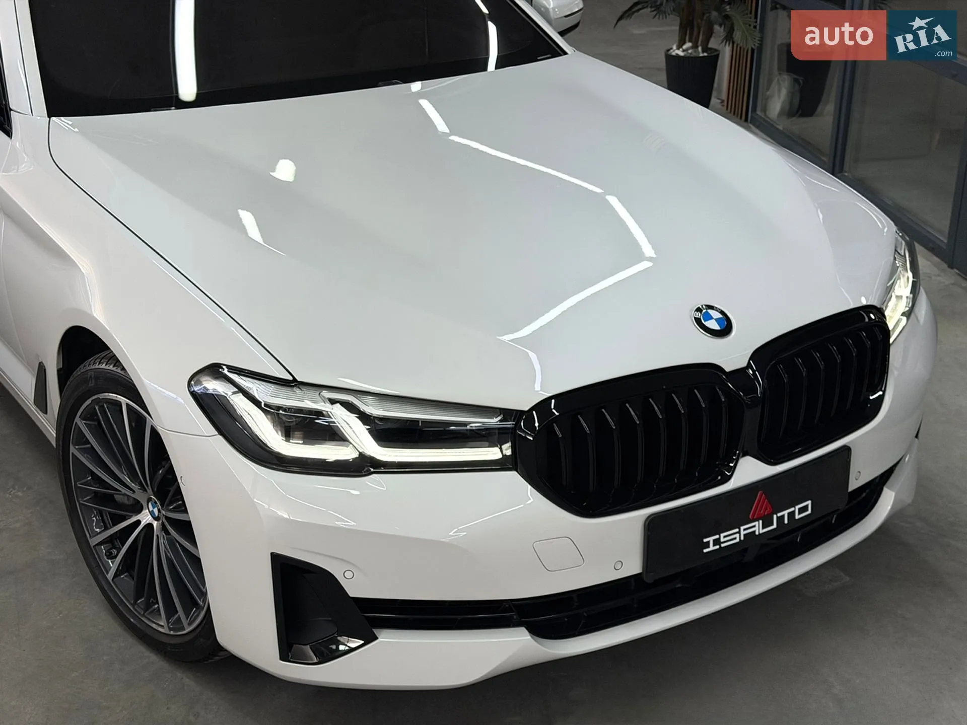 2023 BMW 5er - мініатюра 3