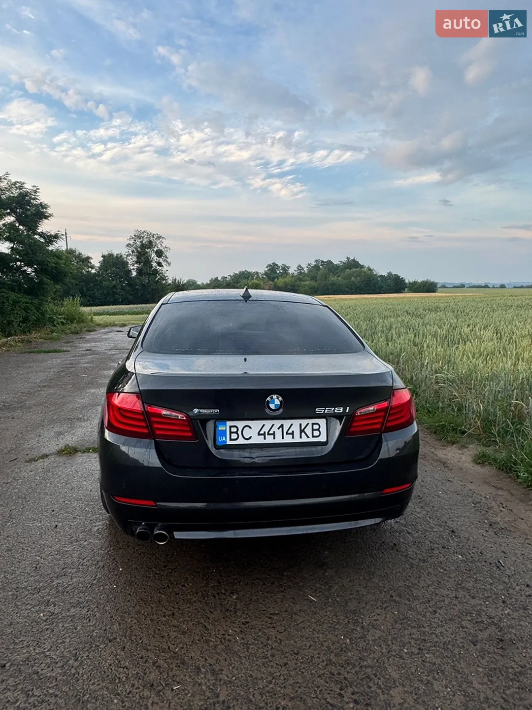 2012 BMW 5er - мініатюра 2