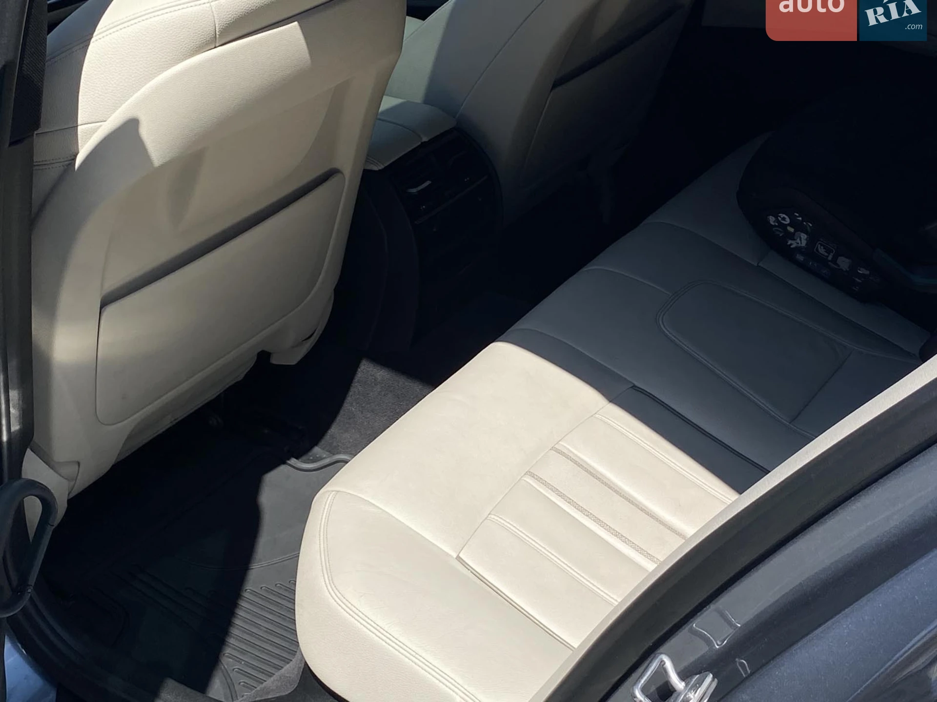 2017 BMW 5er - мініатюра 26