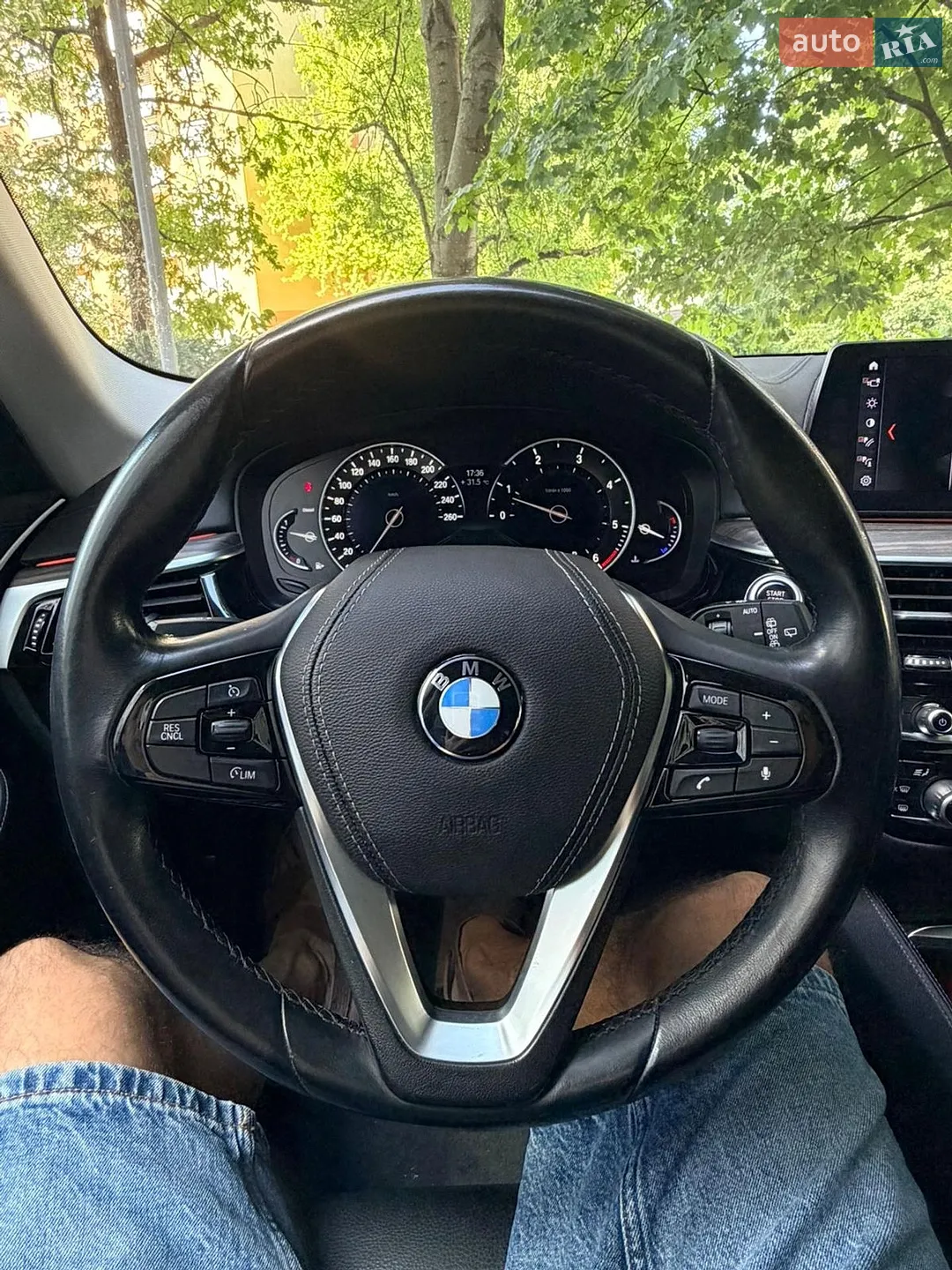 2017 BMW 5er - мініатюра 10