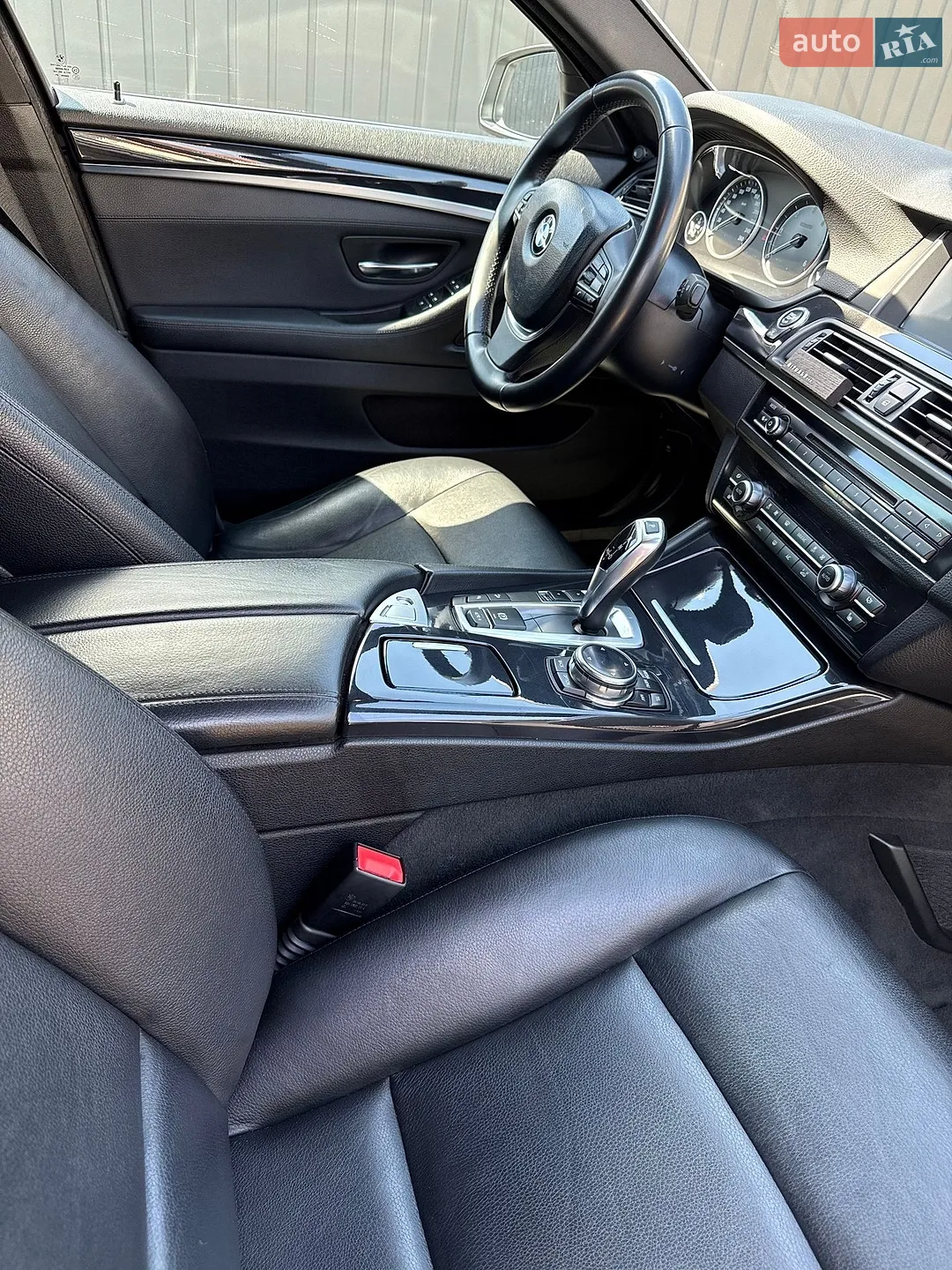 2013 BMW 5er - мініатюра 21