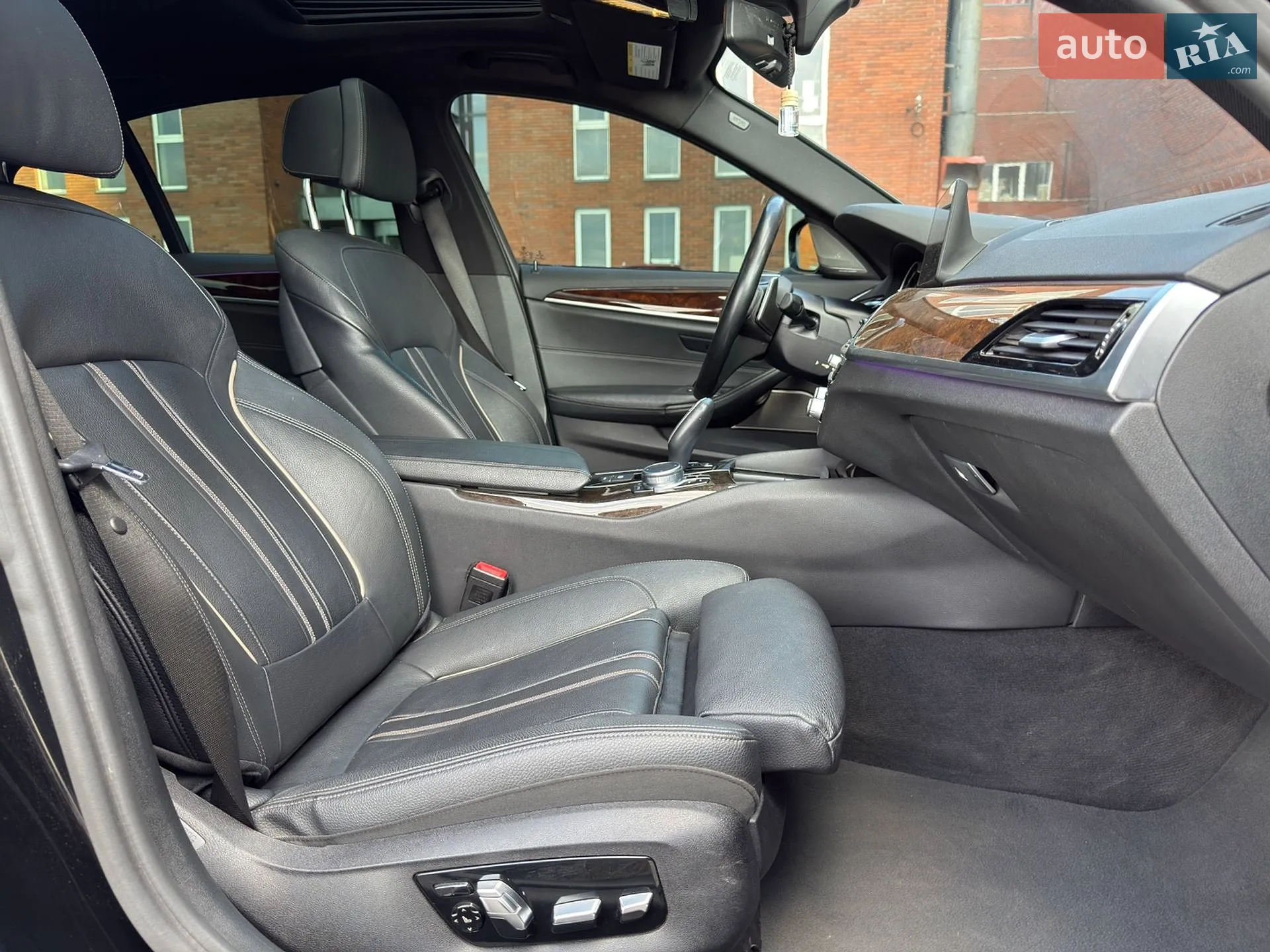 2017 BMW 5er - мініатюра 35