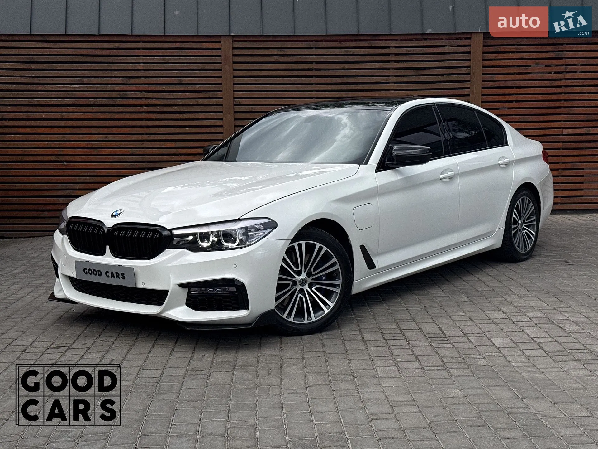 2017 BMW 5er - фото 1