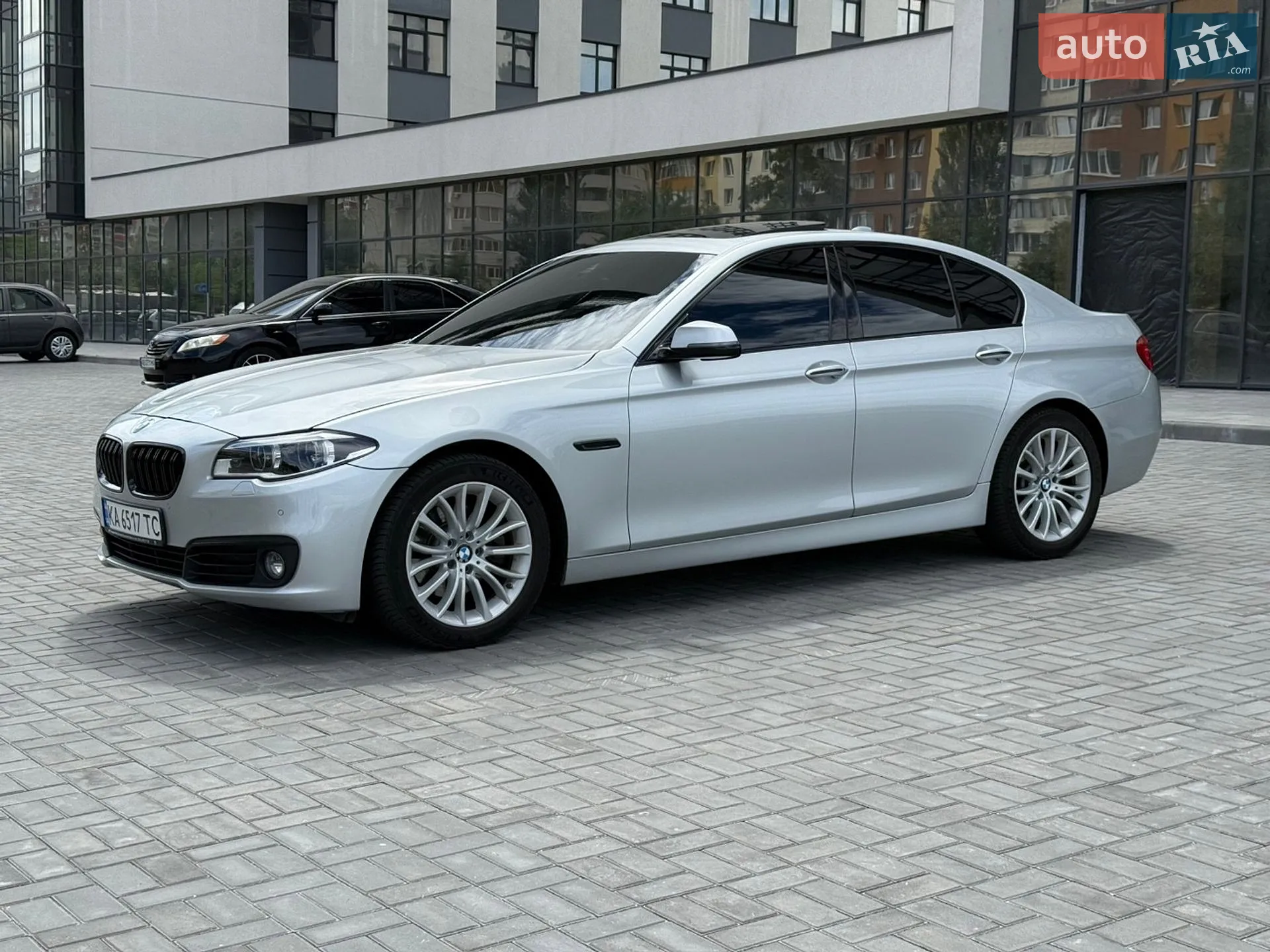 2015 BMW 5er - мініатюра 13