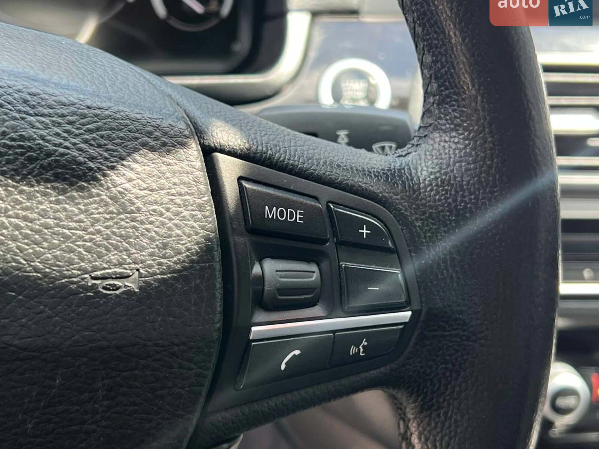 2012 BMW 5er - мініатюра 18