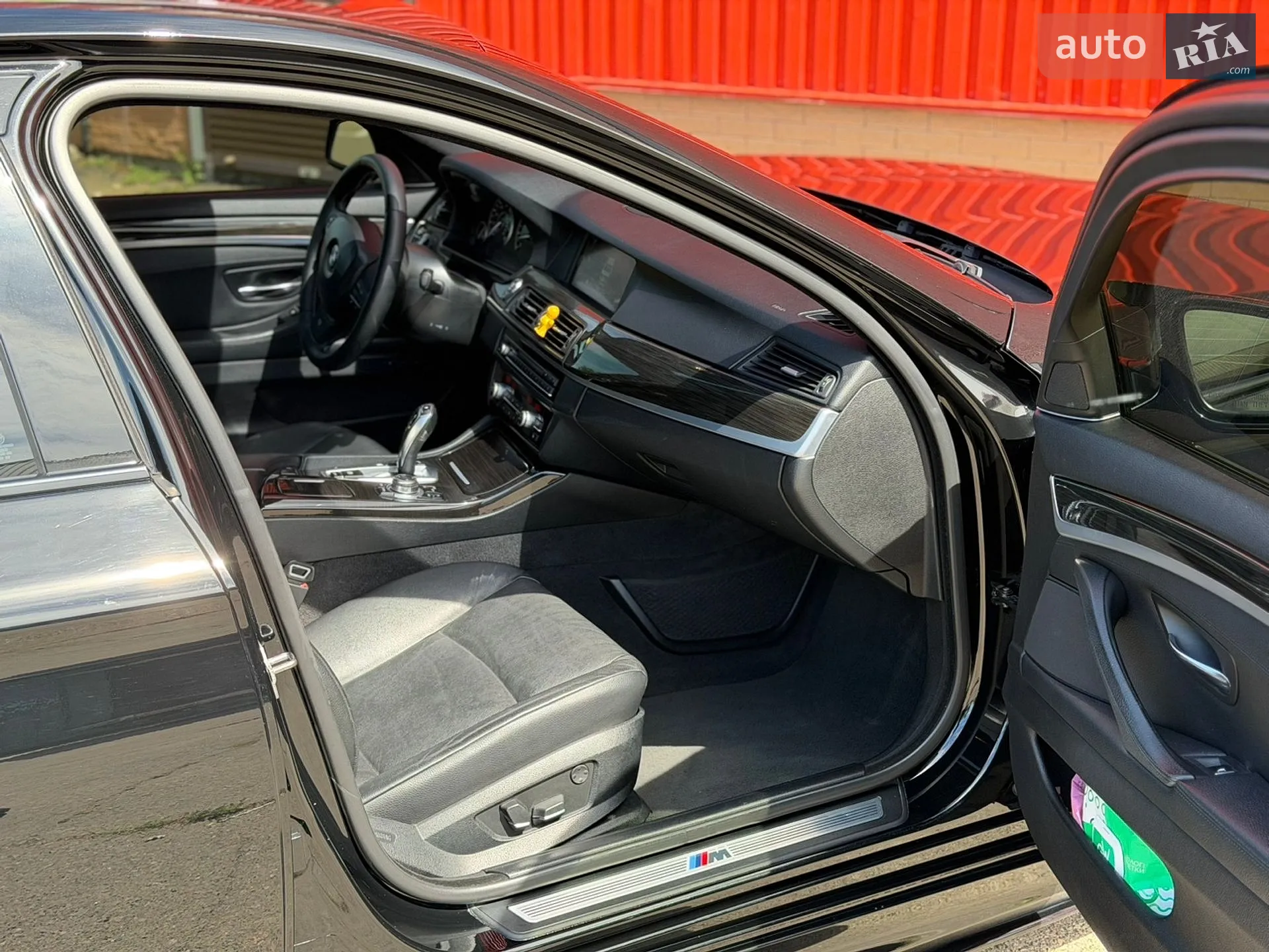 BMW 5 Series 2012 VIN WBAFR7C54DC817165 фото оголошення 10 з 15
