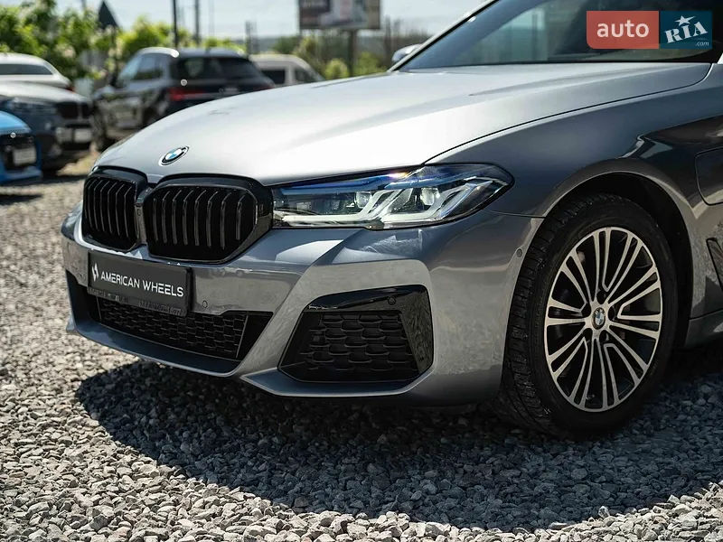 BMW 5 Series 2019 VIN WBAJA9C50KB392639 фото оголошення 14 з 81