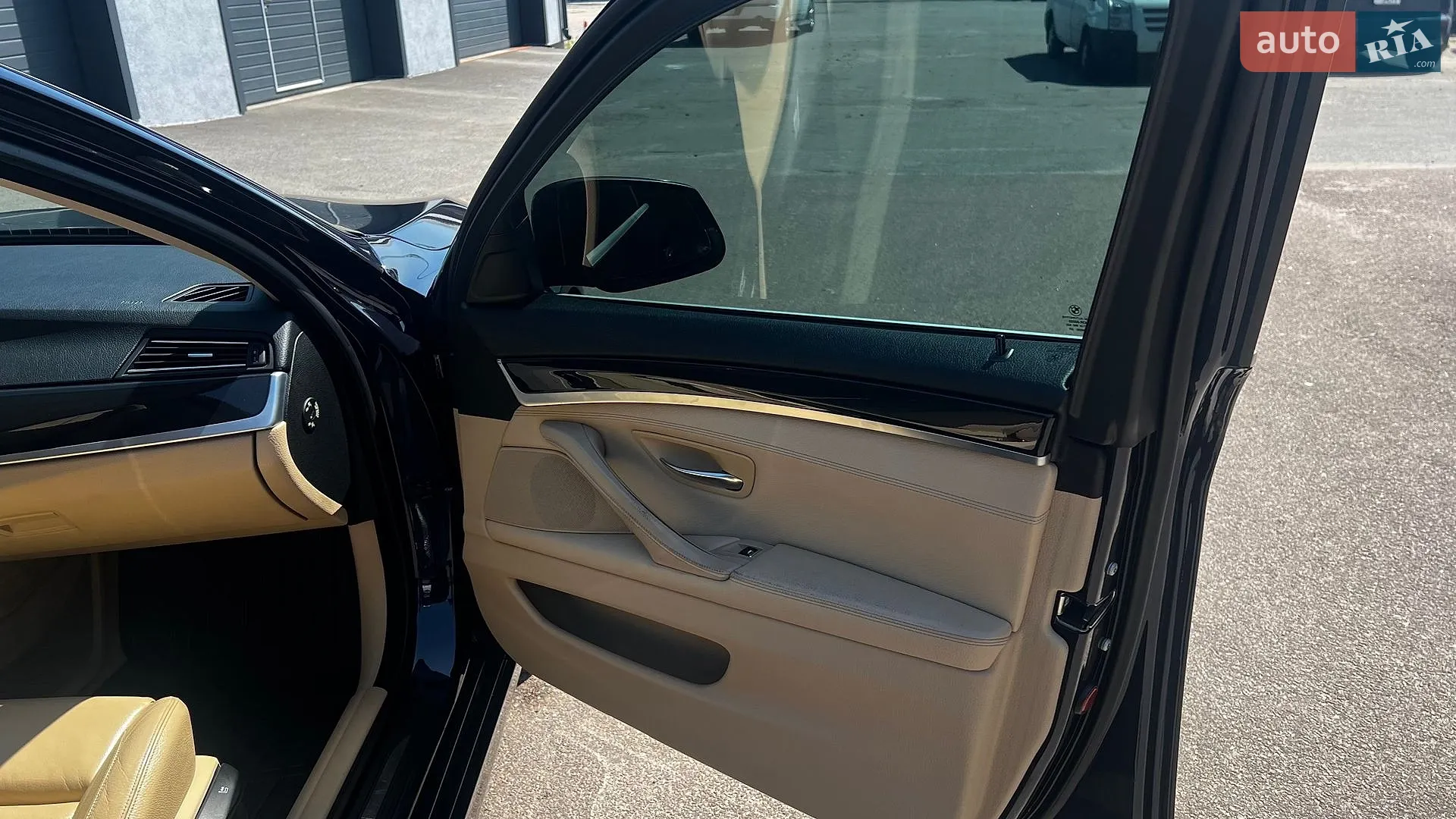 2012 BMW 5er - мініатюра 11