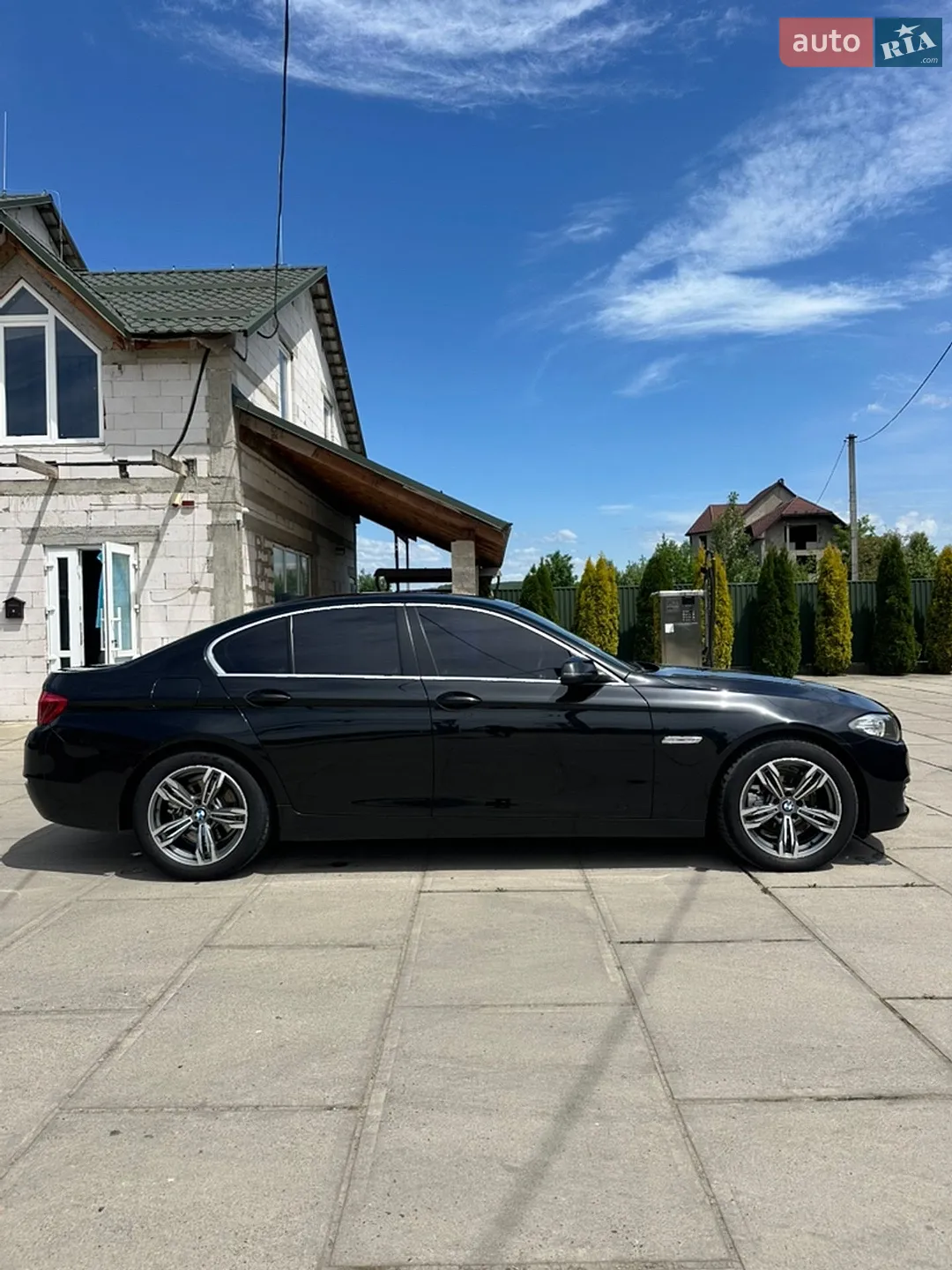 BMW 5 Series 2014 VIN WBA5C11030D035686 фото оголошення 7 з 38