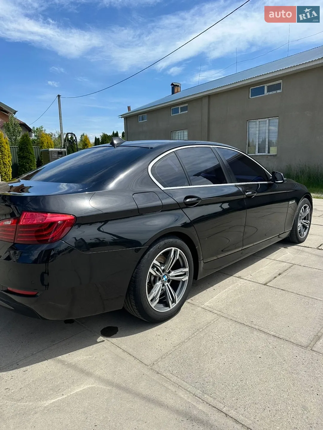 BMW 5 Series 2014 VIN WBA5C11030D035686 фото оголошення 16 з 38