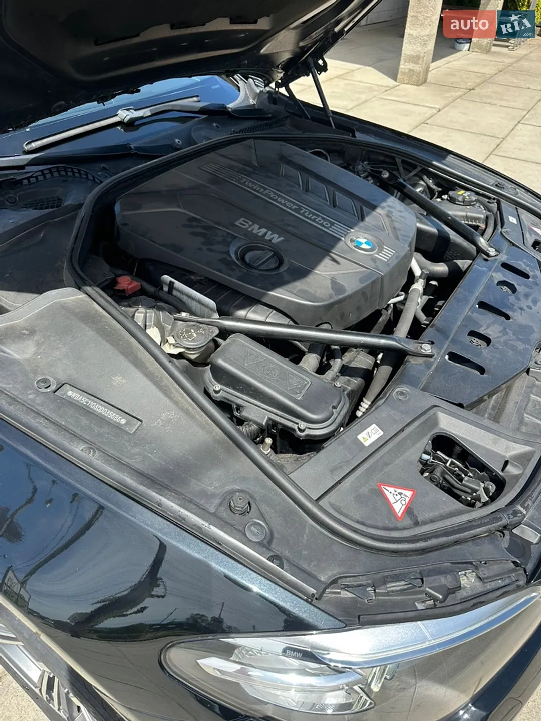 BMW 5 Series 2014 VIN WBA5C11030D035686 фото оголошення 34 з 38