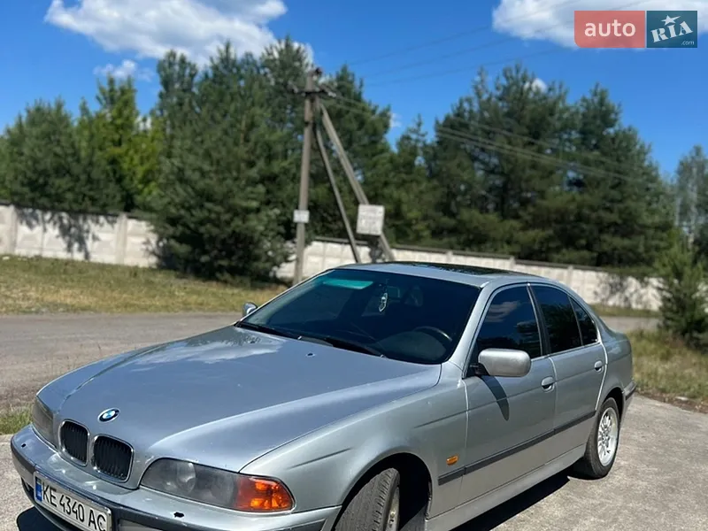 BMW 5 Series 1997 VIN WBADF51010BZ20006 фото оголошення 2 з 48
